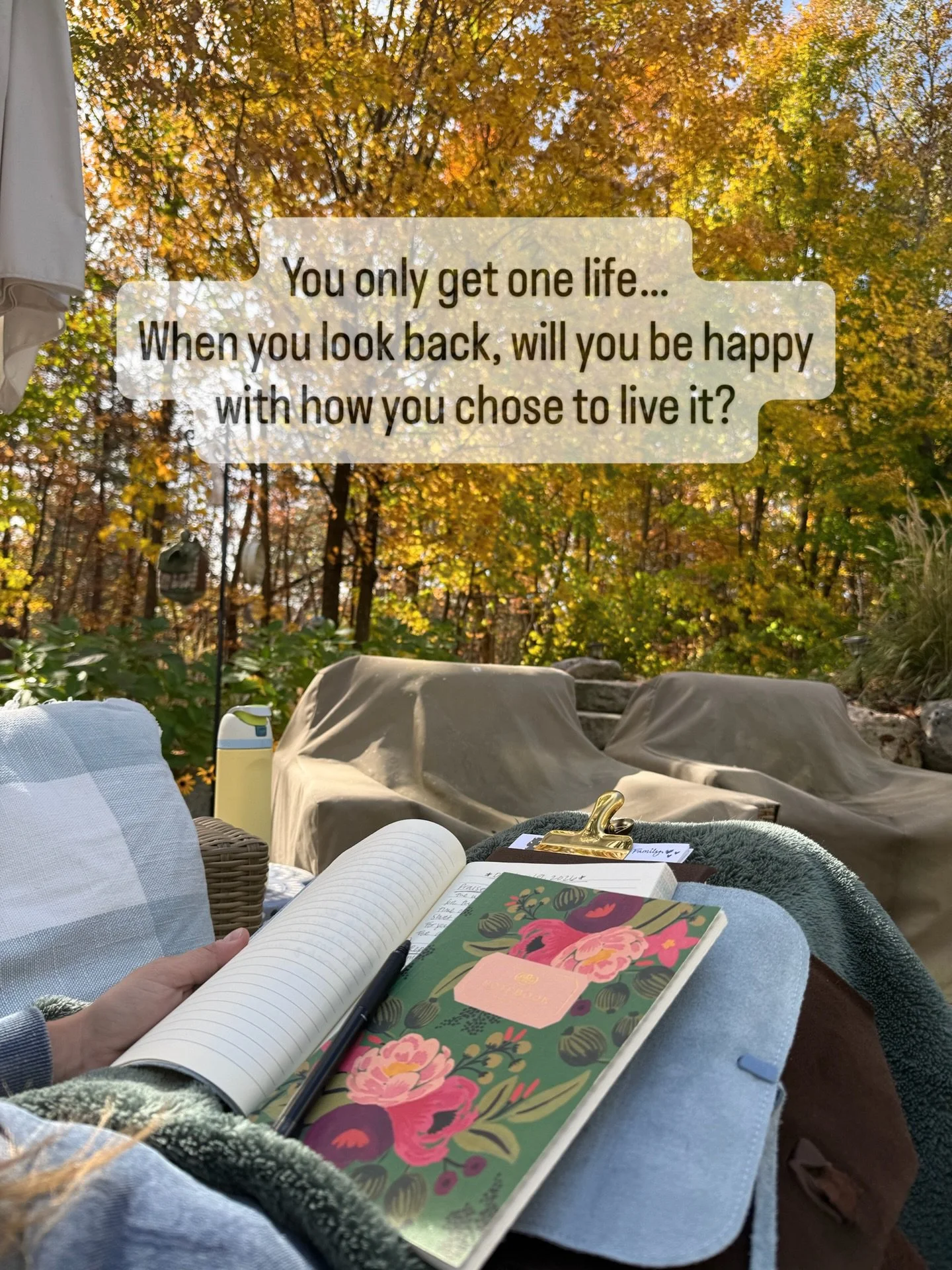 Mondays are my favorite day of the week&hellip; I know thats crazy. 

I start the week Sisterhood at my church, being surrounded by women who uplift each other, pray for each other, and make room to be vulnerable and real. It sets such a beautiful to