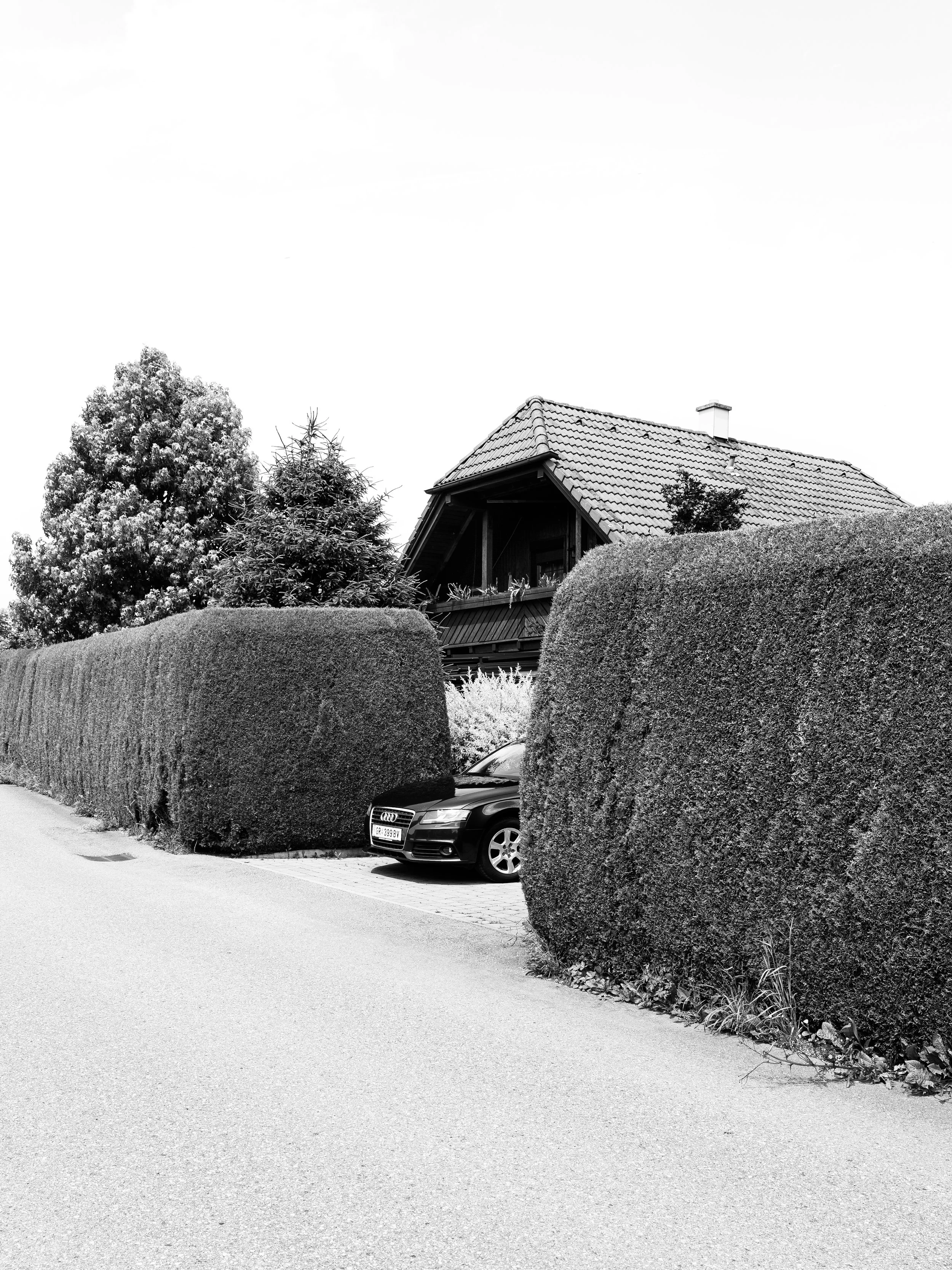 Dirk Obracay ©2026: Vier zeitgenössische Fotografien aus Oberhofen 
