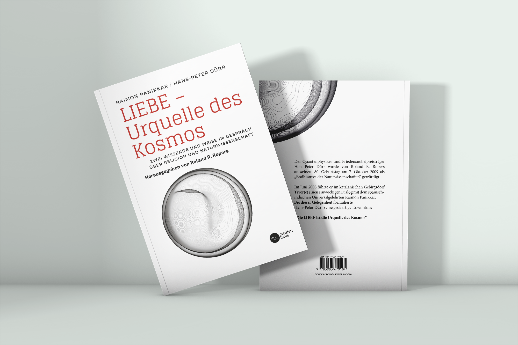 Buch mit weißem Cover, Titel "Liebe - Urquelle des Kosmos", und einem schwarzen und weißen kreisförmigen grafischen Element, liegt auf einem hellen Hintergrund.