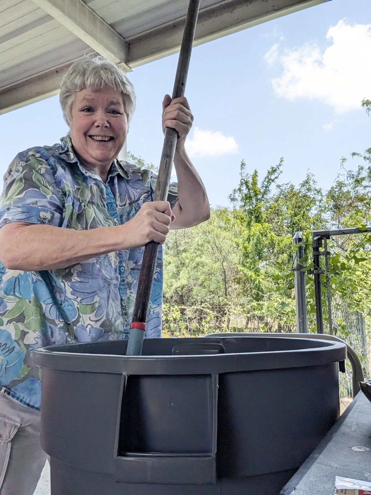 What is this crazy lady doing? 

A few days ago she started an adventurous project. 

Today, hopefully, I finish it. Hang tight and keep your eyes right here...