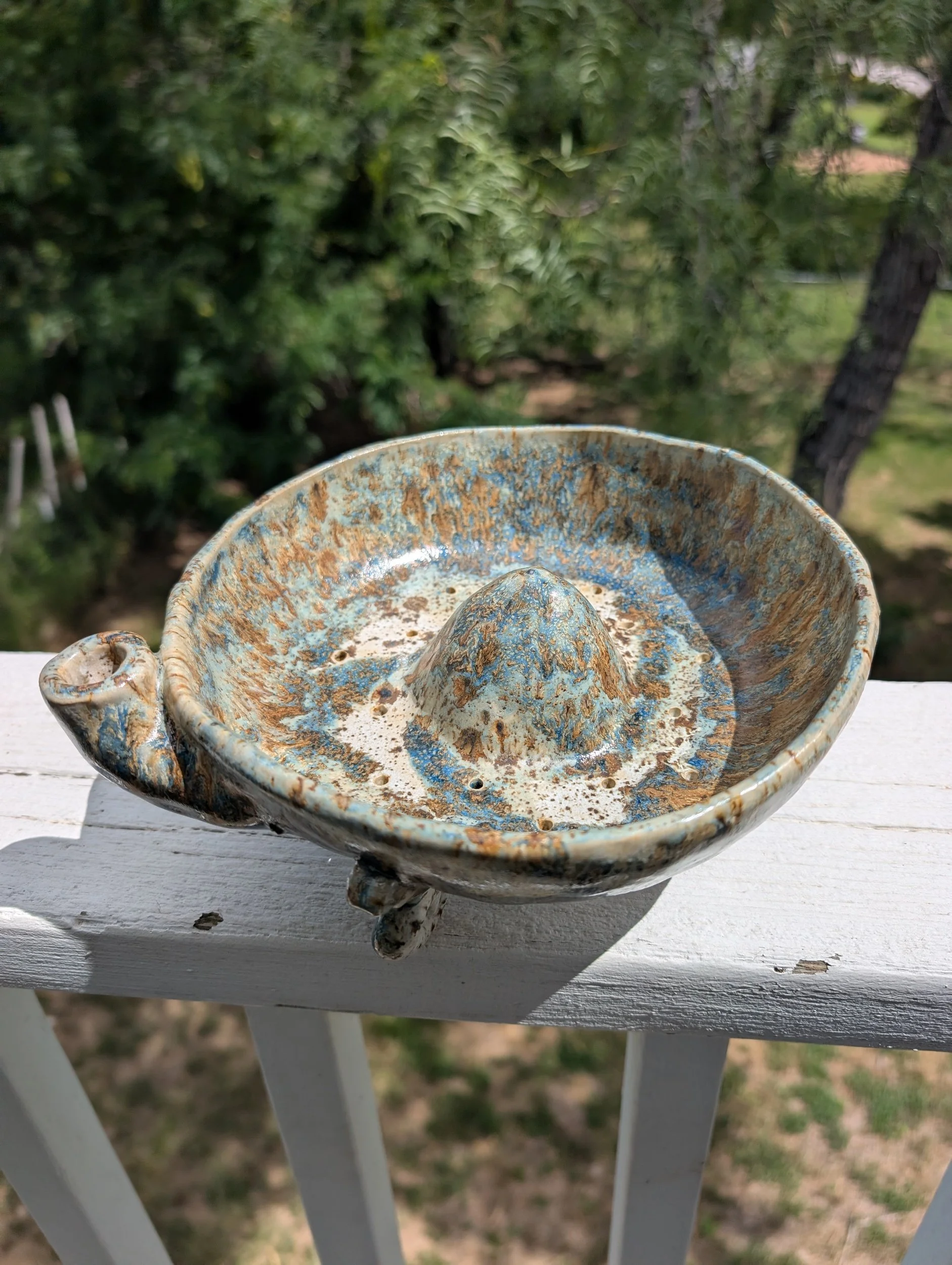 Vortex Berry Bowl - Handmade Ceramic Strainer Dish