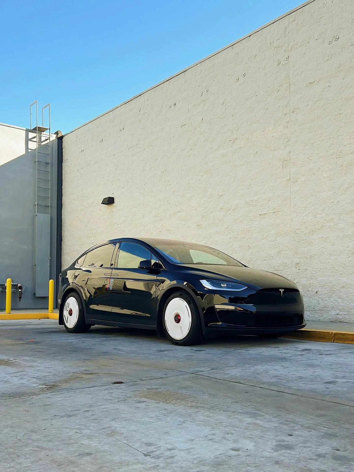 New buildout on the X 🛸

Wheels: @haloblk_us Number Series - Up to 30% OFF for BF 🏁
Detailing rig: AR630 Gen 2 @arblueclean_northamerica 
@giraffetools @3d_pomona @h2oautodetailsupply