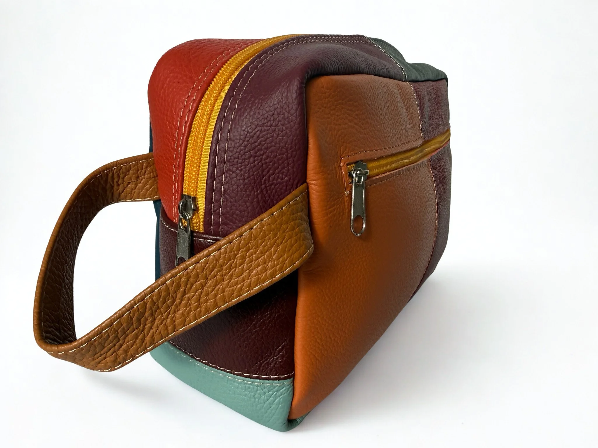 Pirajá Dopp Kit 4.jpg