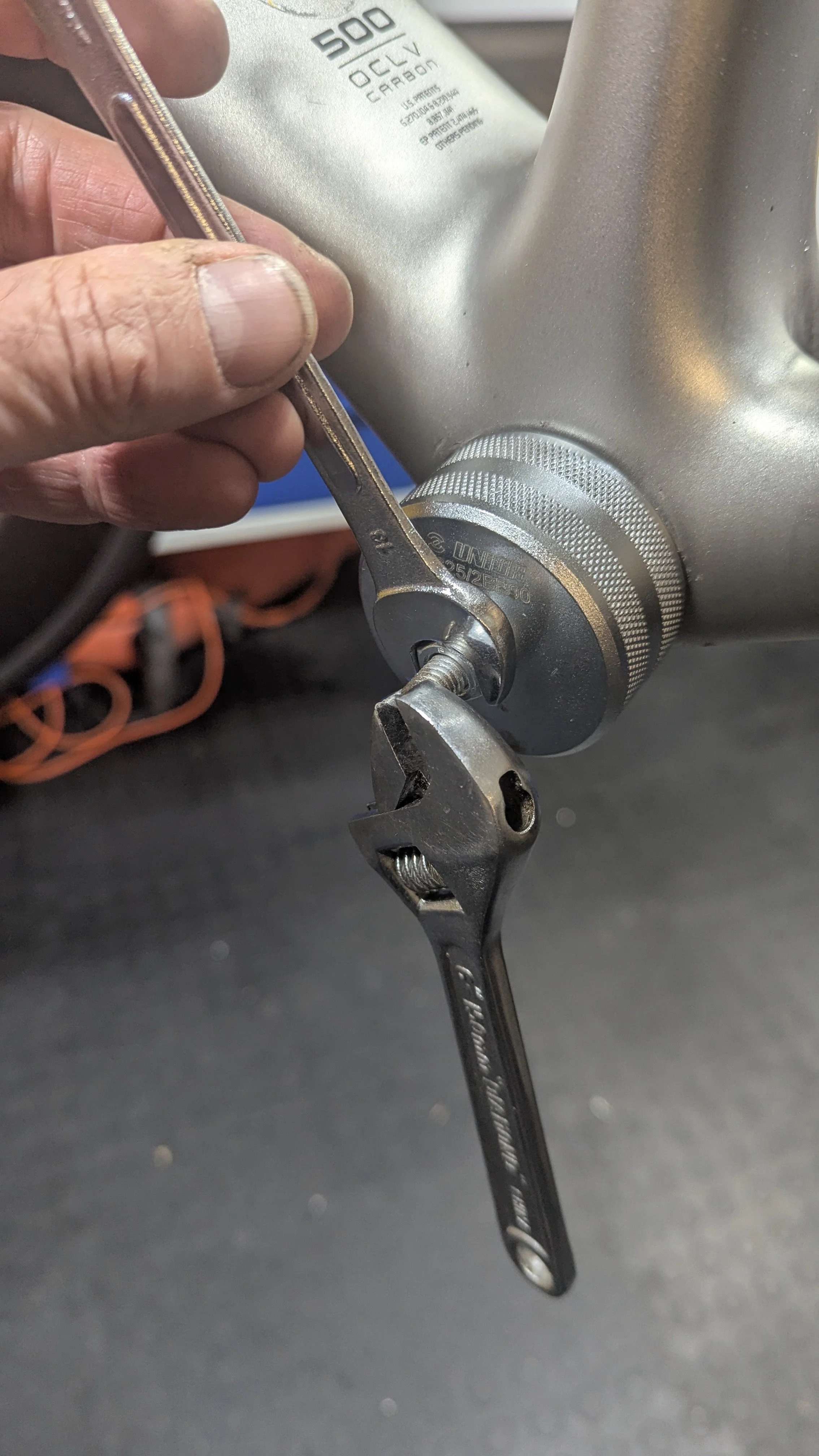 Bottom Bracket Service