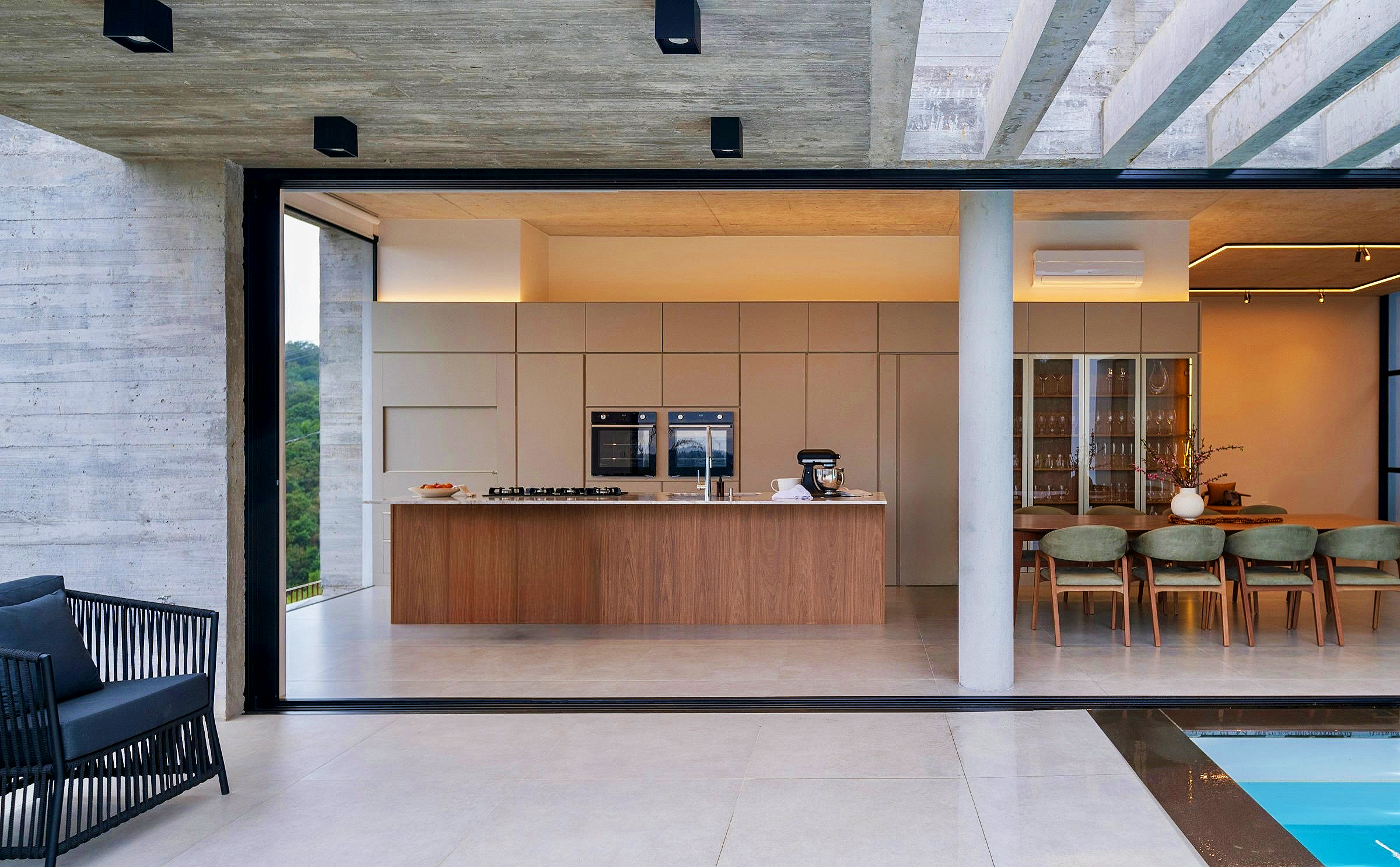 outdoor kitchen stone Palm Coast FL — stacked stone veneer — island