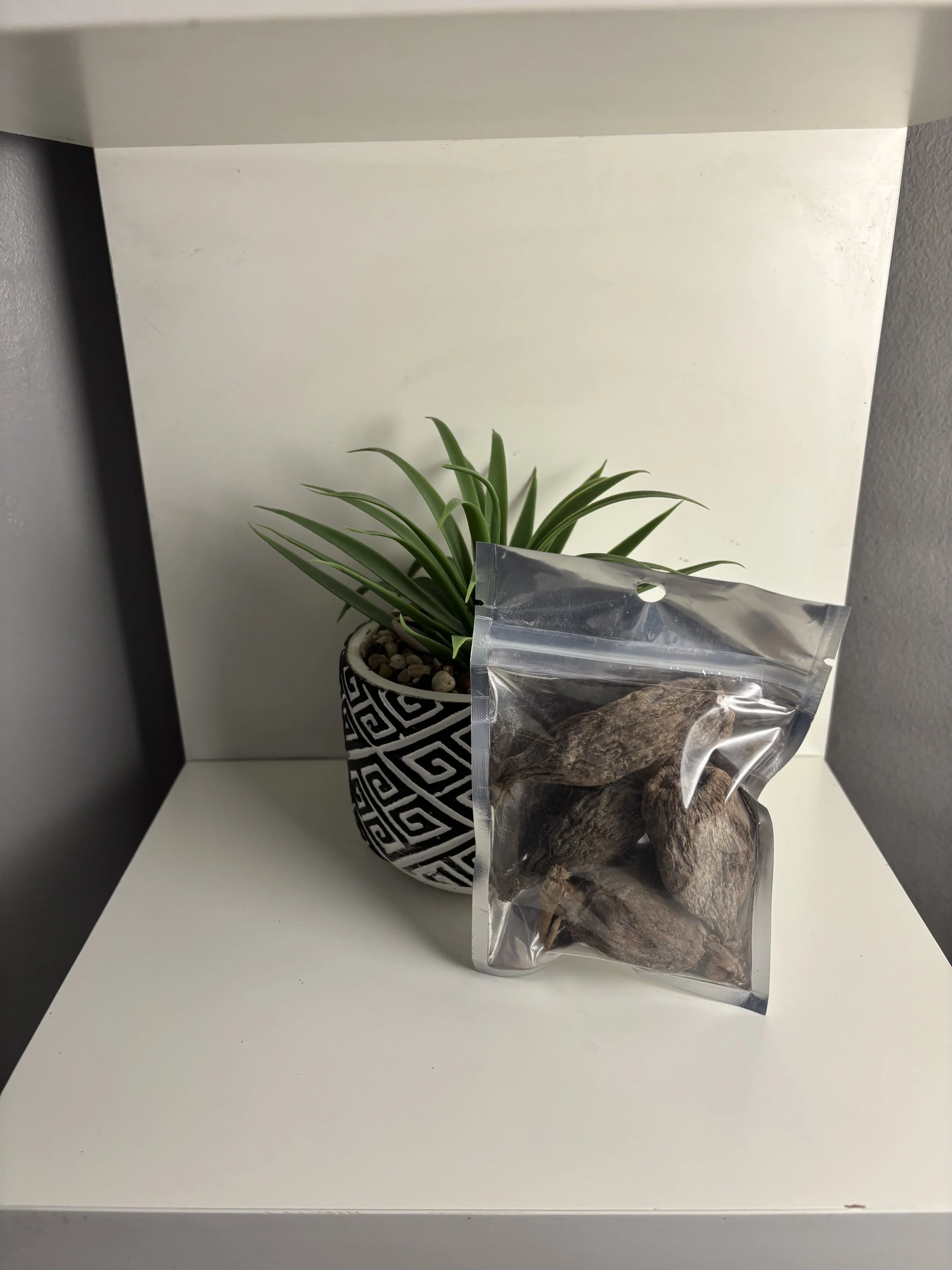 Ataare Alligator Pepper (6pk pods)