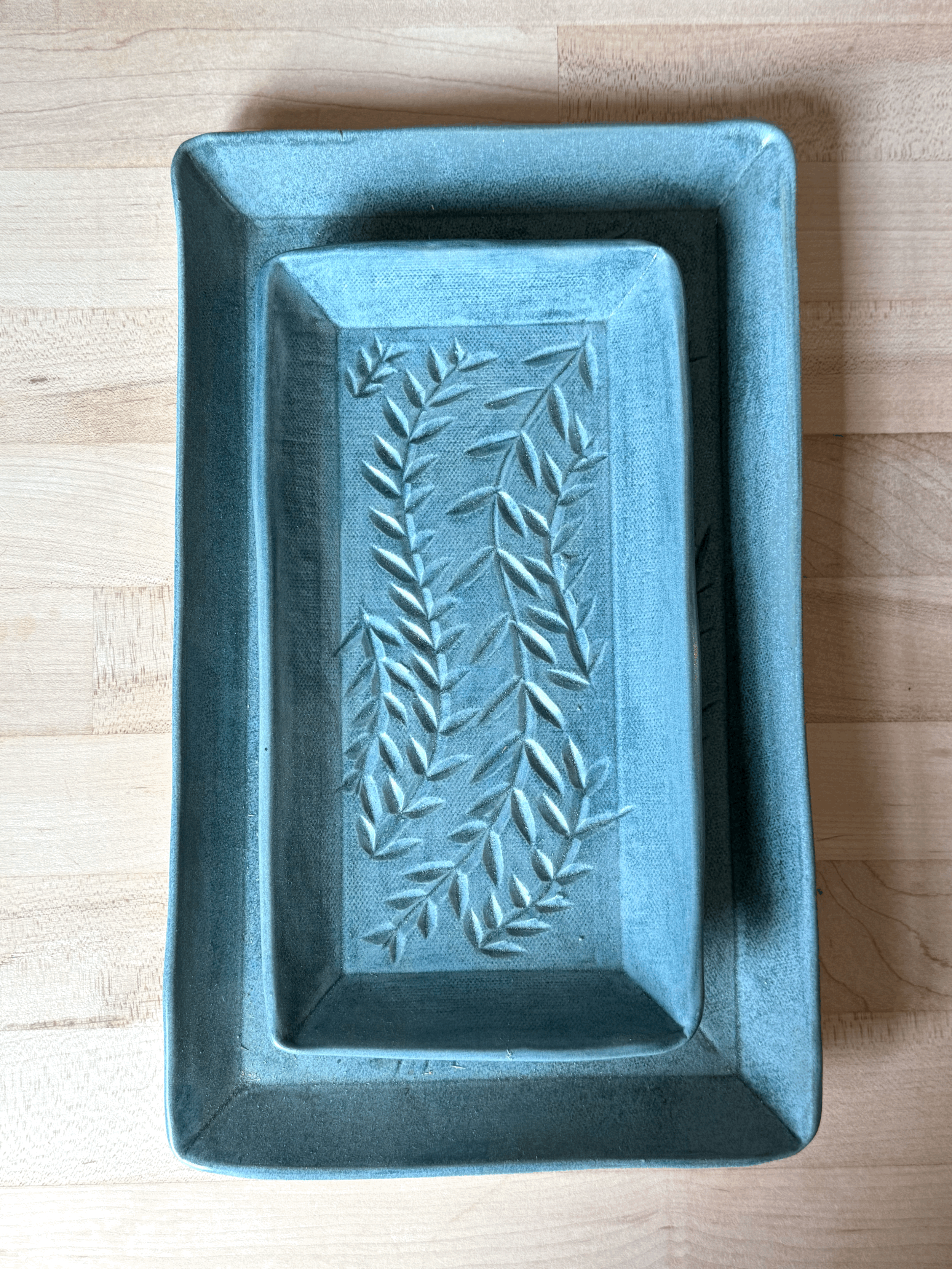 Blue Vine Small Platter Set