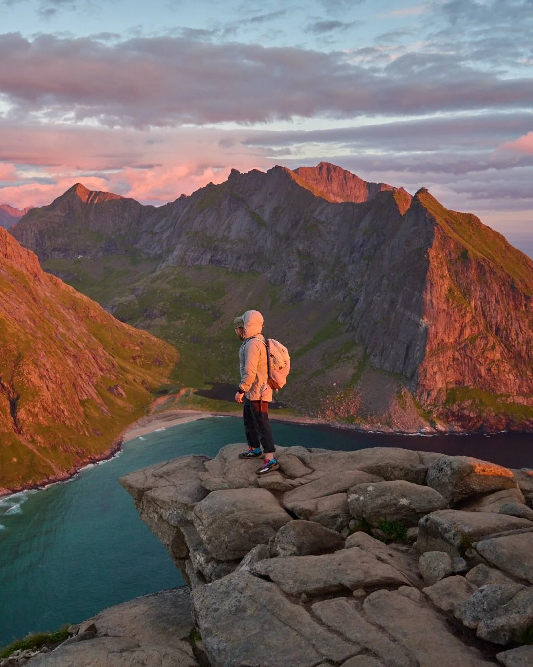 Postcards from summer in the Lofoten Islands 🌞🌊🏔️