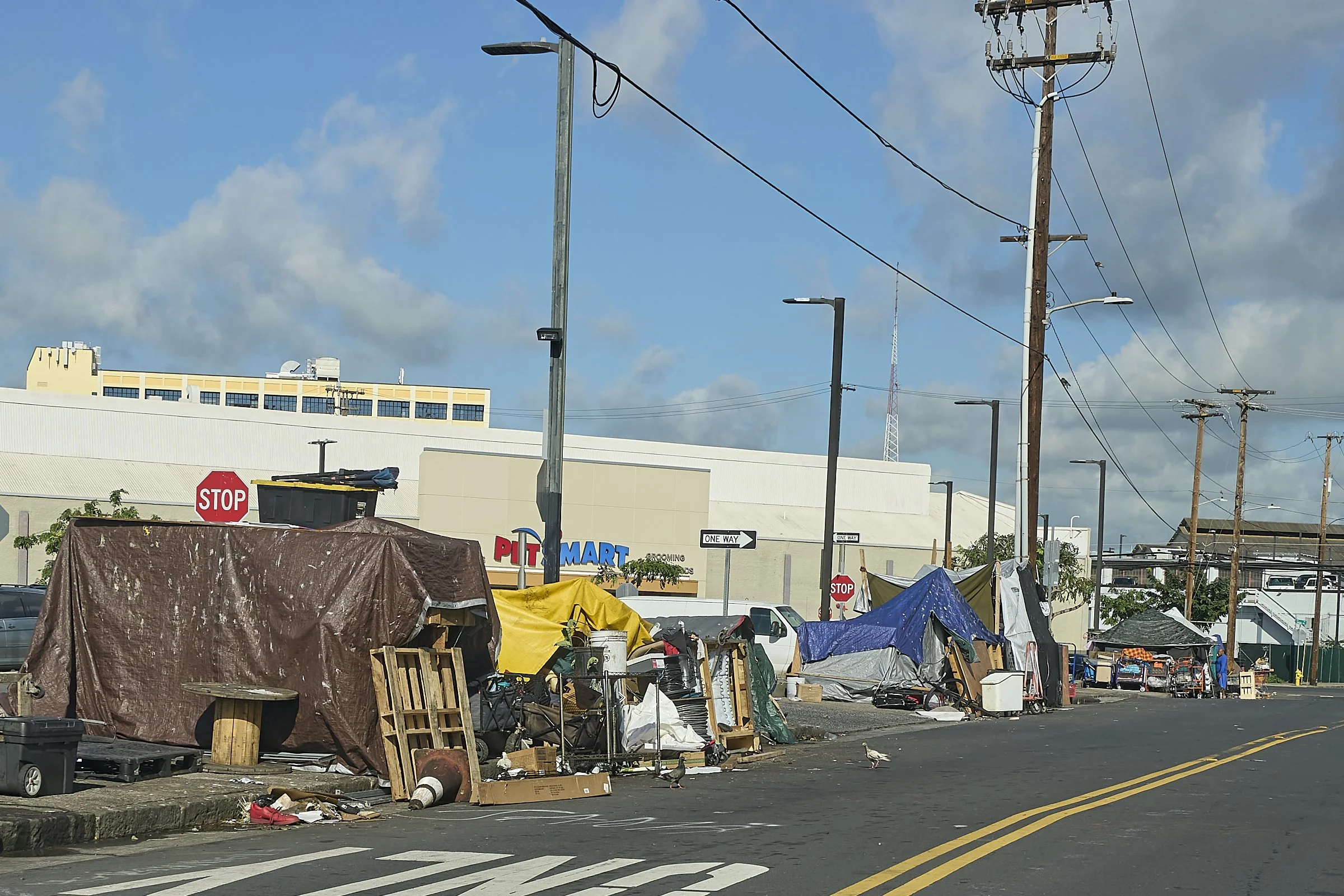 Homeless-Iwilei.jpg