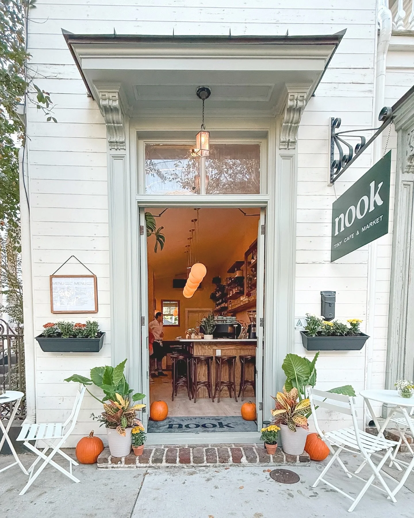 Your nook is open! 

Coffee, tea &amp; daily rotating pastry selection by day; wine, charcuterie &amp; caviar by night. 

AM: Mon - Fri 6:30-2 &bull; Sat-Sun 7:30-2
PM: Wed-Sun 5-10

267 Rutledge Ave. See you soon.