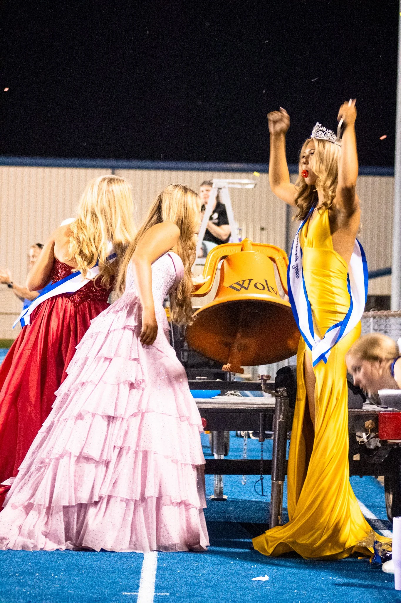 Hoco Court