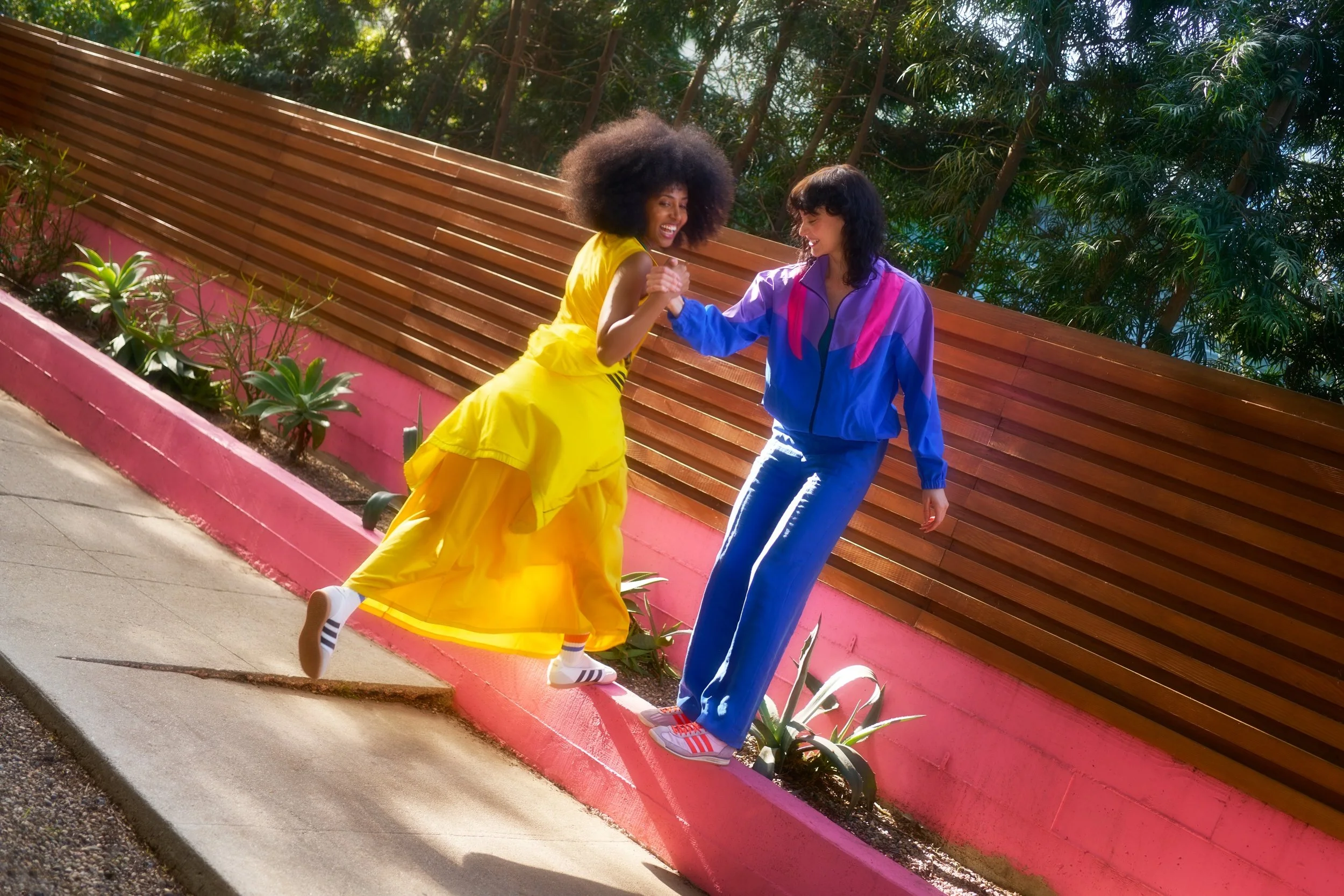 Adidas
Talent: @kiithekey, @camimccullough 
Styling:&nbsp;@sisterstyling
DP:&nbsp;@dickhenkels
Post Production: @zonefivepost 
.
.
.
#adidas&nbsp;#adidasperformance&nbsp;#commercialphotographer #venicebeach #advertisingphotography