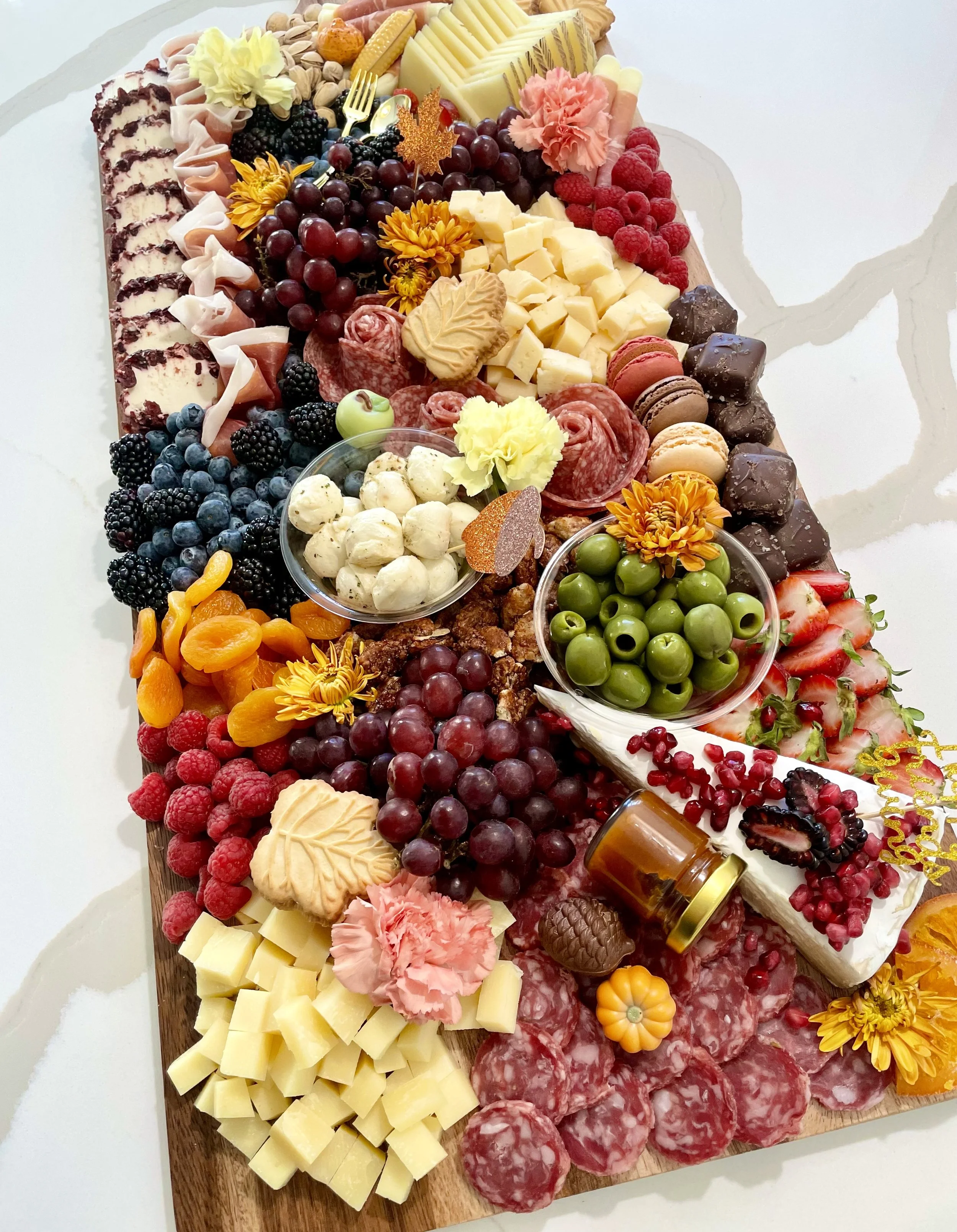 fall-charcuterie-board-maple-leaves-macarons.jpeg