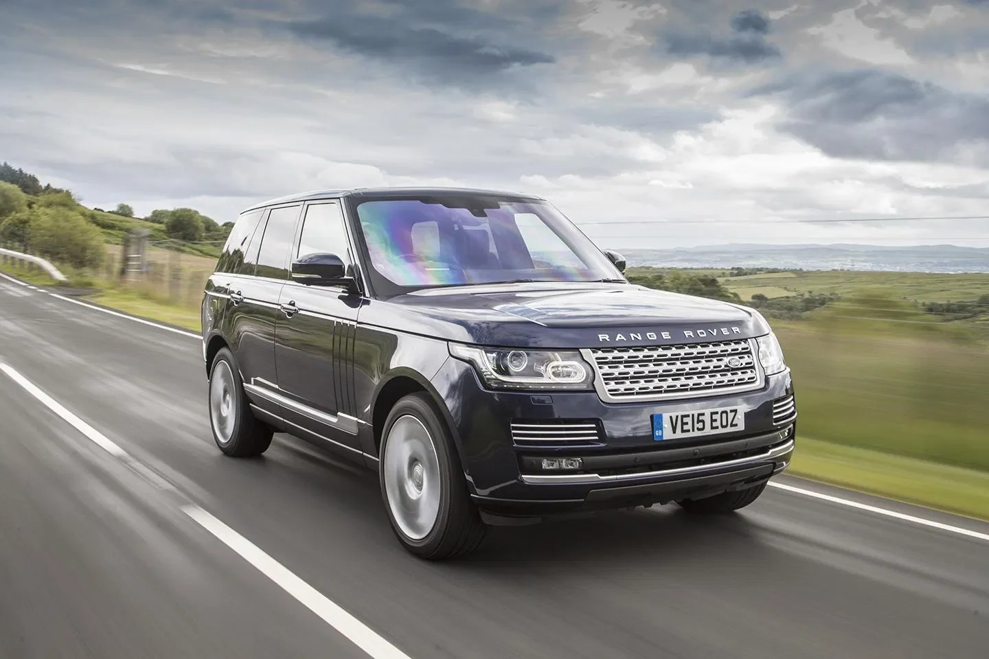 Black Range Rover L405 luxury SUV featured in The Terminal List season 2 teaser trailer