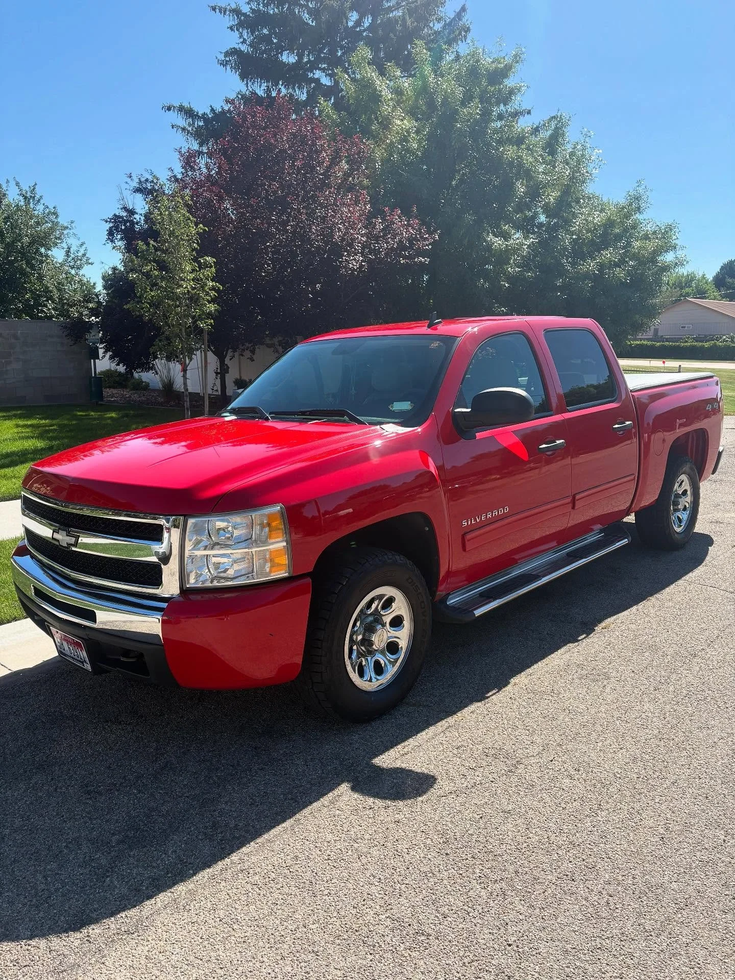 When the In-Laws are out of town, take some time and spoil them with a Grade A Detail ✨ 

Exterior Paint enhancement to bring out clarity on the paint and a ceramic sealant to protect it against the elements! 

Find the service that best fits your li