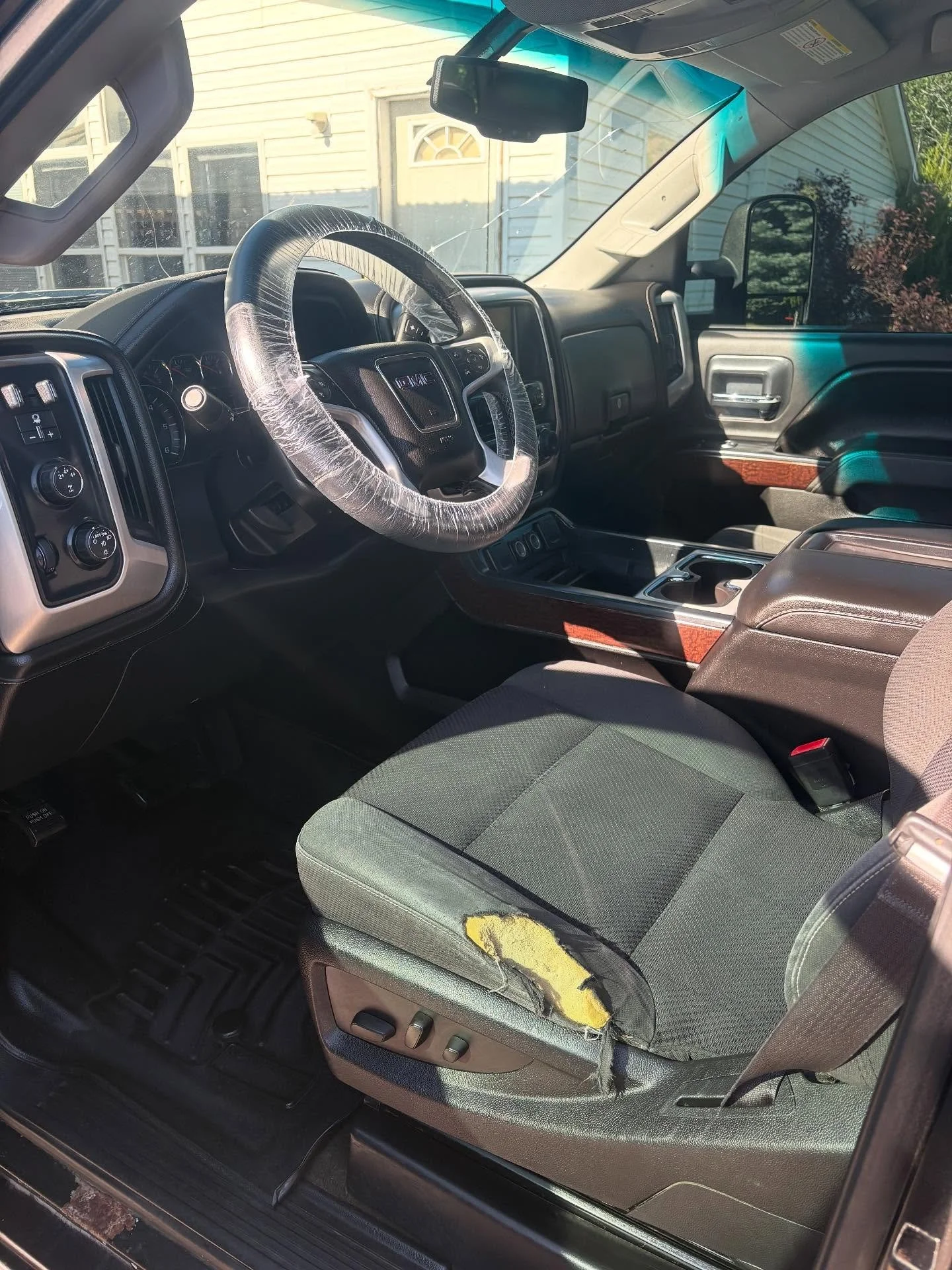 Transformation Tuesday 🔥✨ 

Grade A Detail is the way to go for your vehicles needs! 

BOOK NOW spots fill up fast ‼️

#mobiledetailing #autodetailing #detail #interiors #detailingcars #detailing #bellevue #idaho #boise #quality #transformation