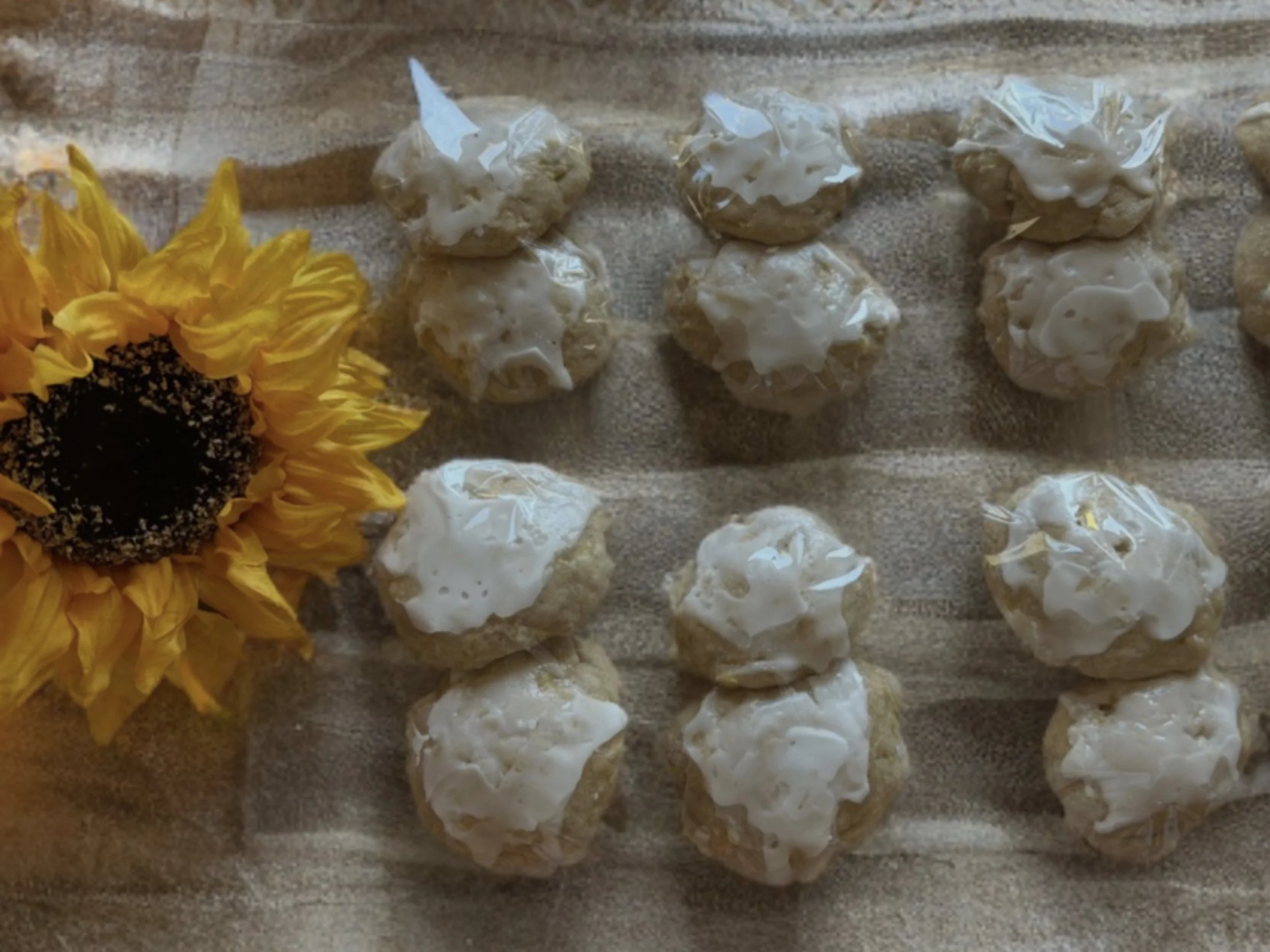 Large Lemon Zest, Frosted Cookie