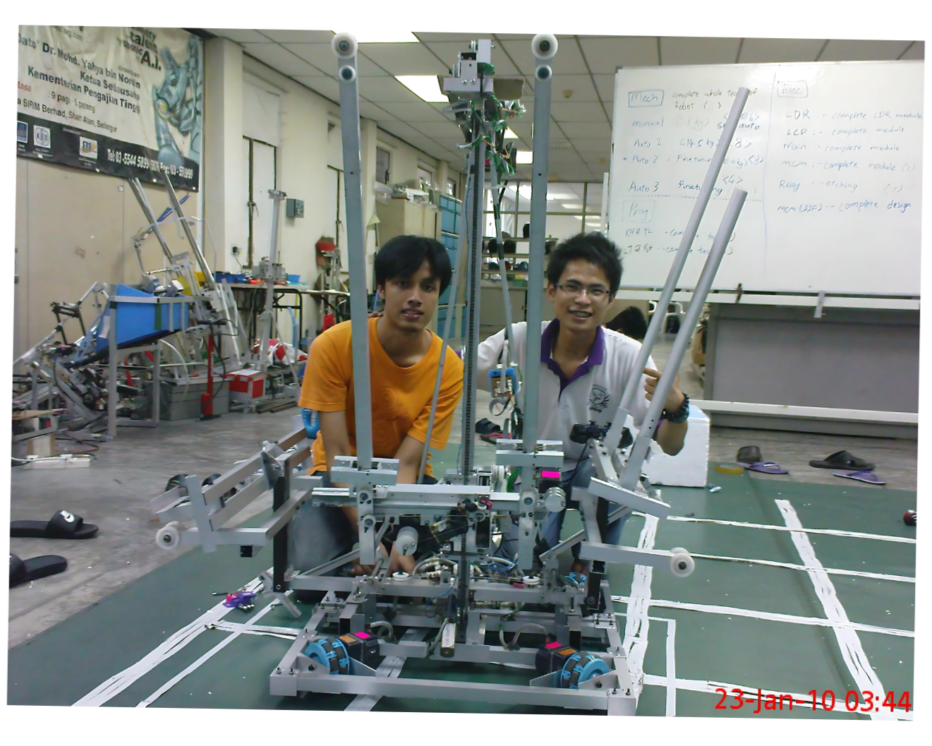 Dr-Khor-Kang-Xiang early days in robotic club