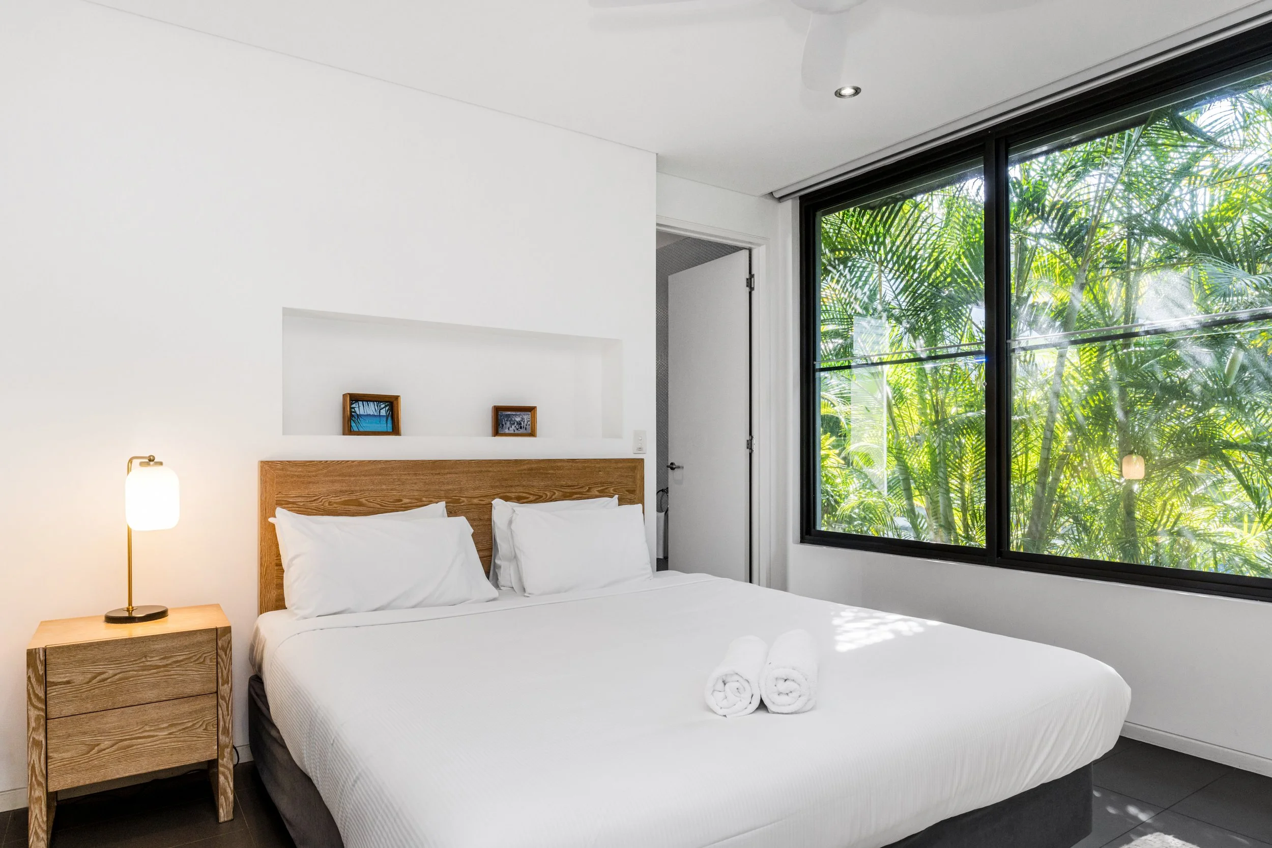 Byron Bay Retreat - Private King Room with Ensuite