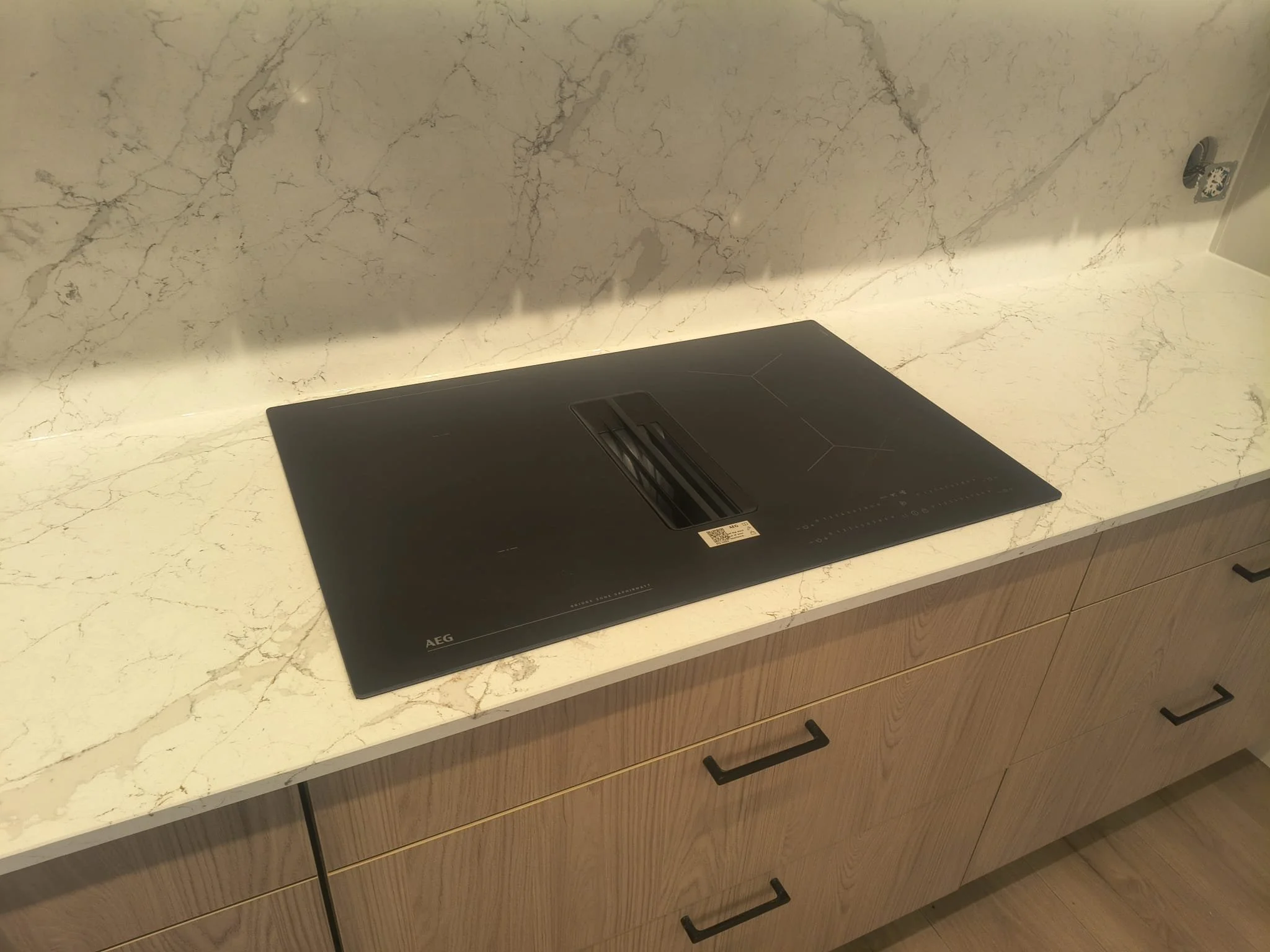 calacatta-olympos-technistone-2.jpeg