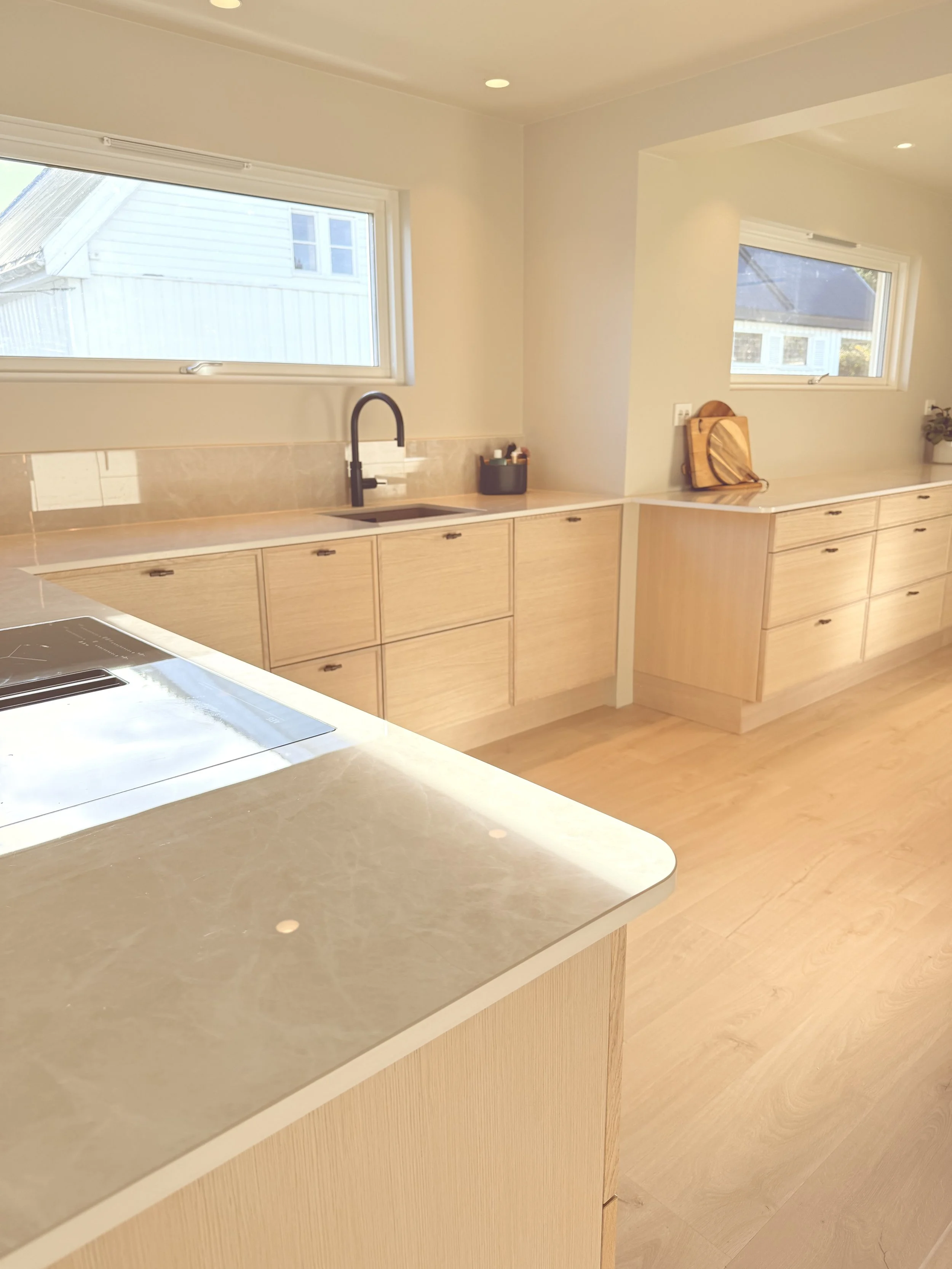 Interiør og benkeplater i keramikk