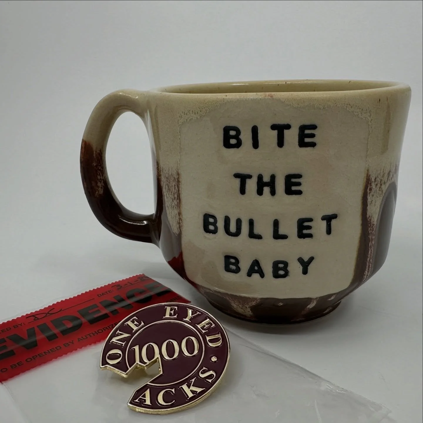 &ldquo;Leo told me all about that night at the cabin with the girls. I&rsquo;m curious about the chip, how&rsquo;d that happen?&rdquo;
.
.
Poker chip pin from @welcometotwinpeaks 
.
.
#twinpeaks #twinpeaksfanart #twinpeaksart #jacquesrenault #bitethe