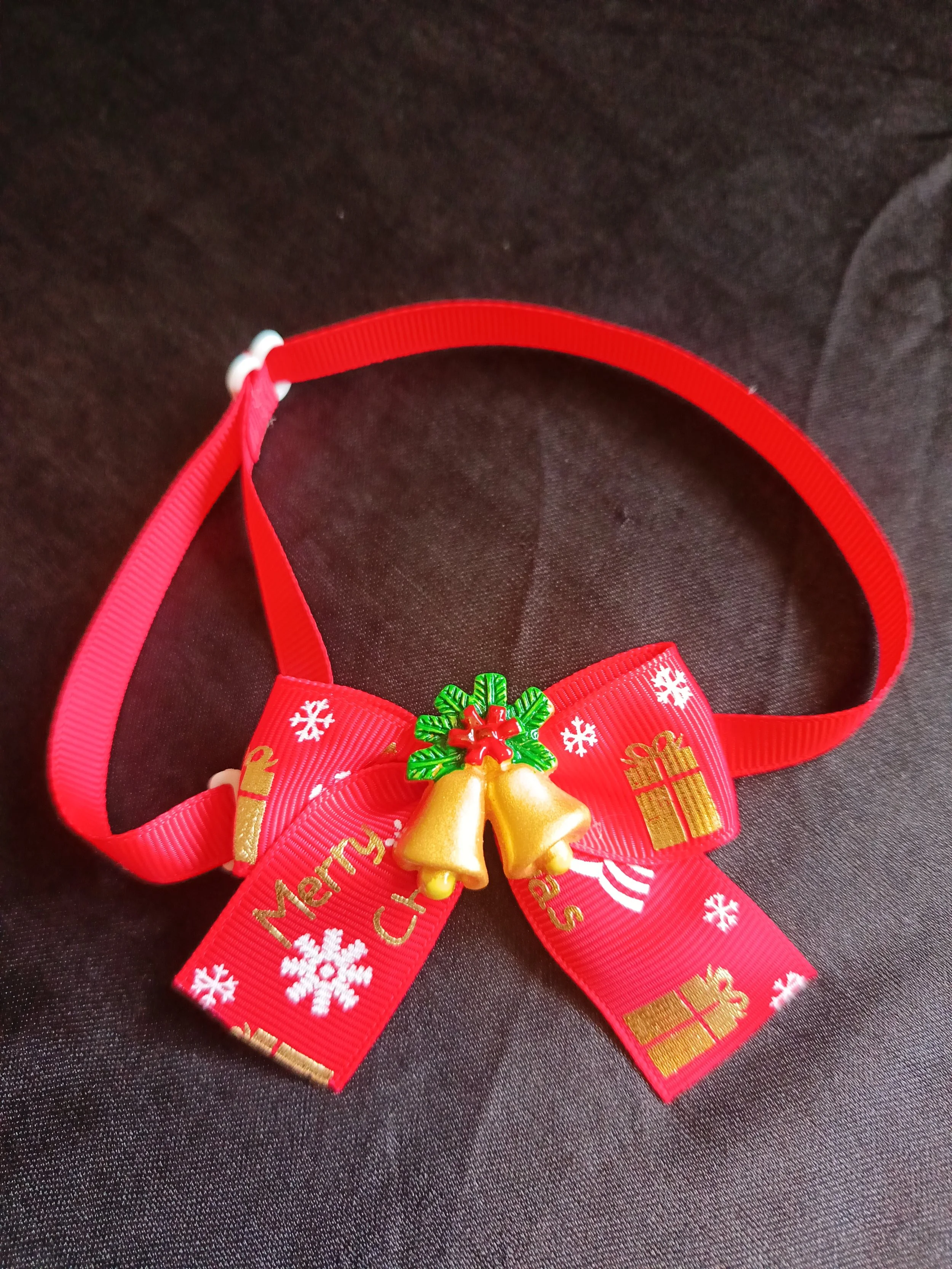 Glow-More Christmas Bow Collars