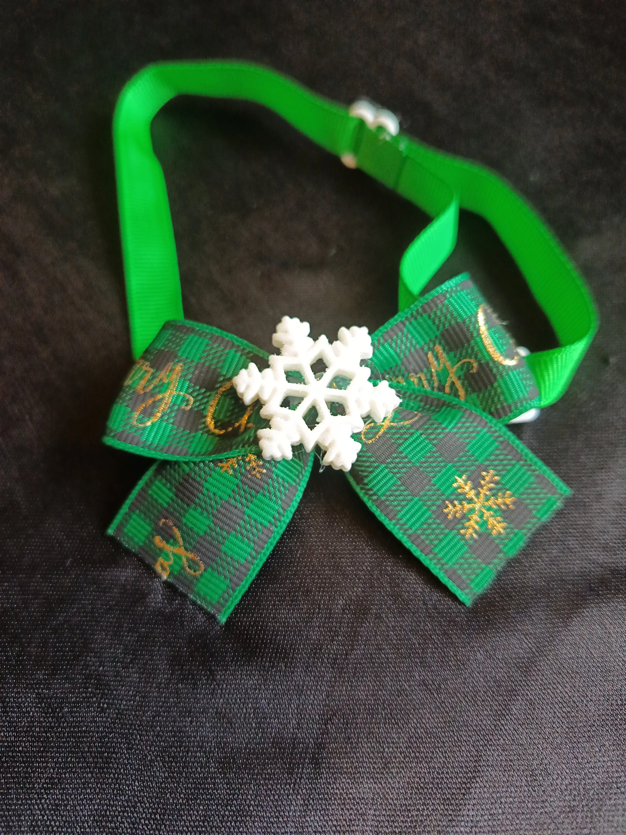Glow-More Christmas Bow Collars