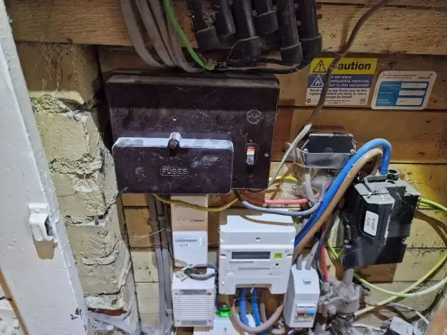 Liverpool electrician not safe aluminium -nstallation.WebP