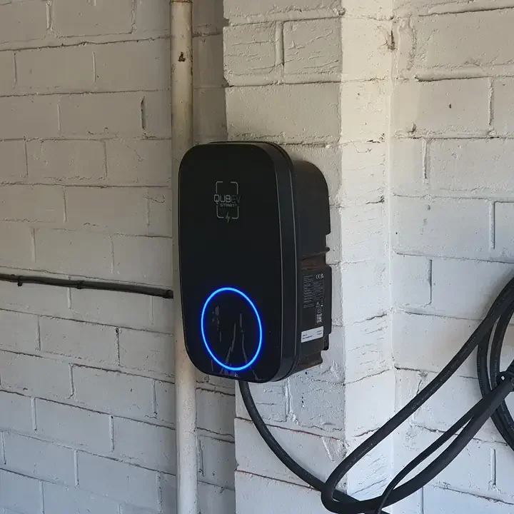 garage installed 7,5kw charger
