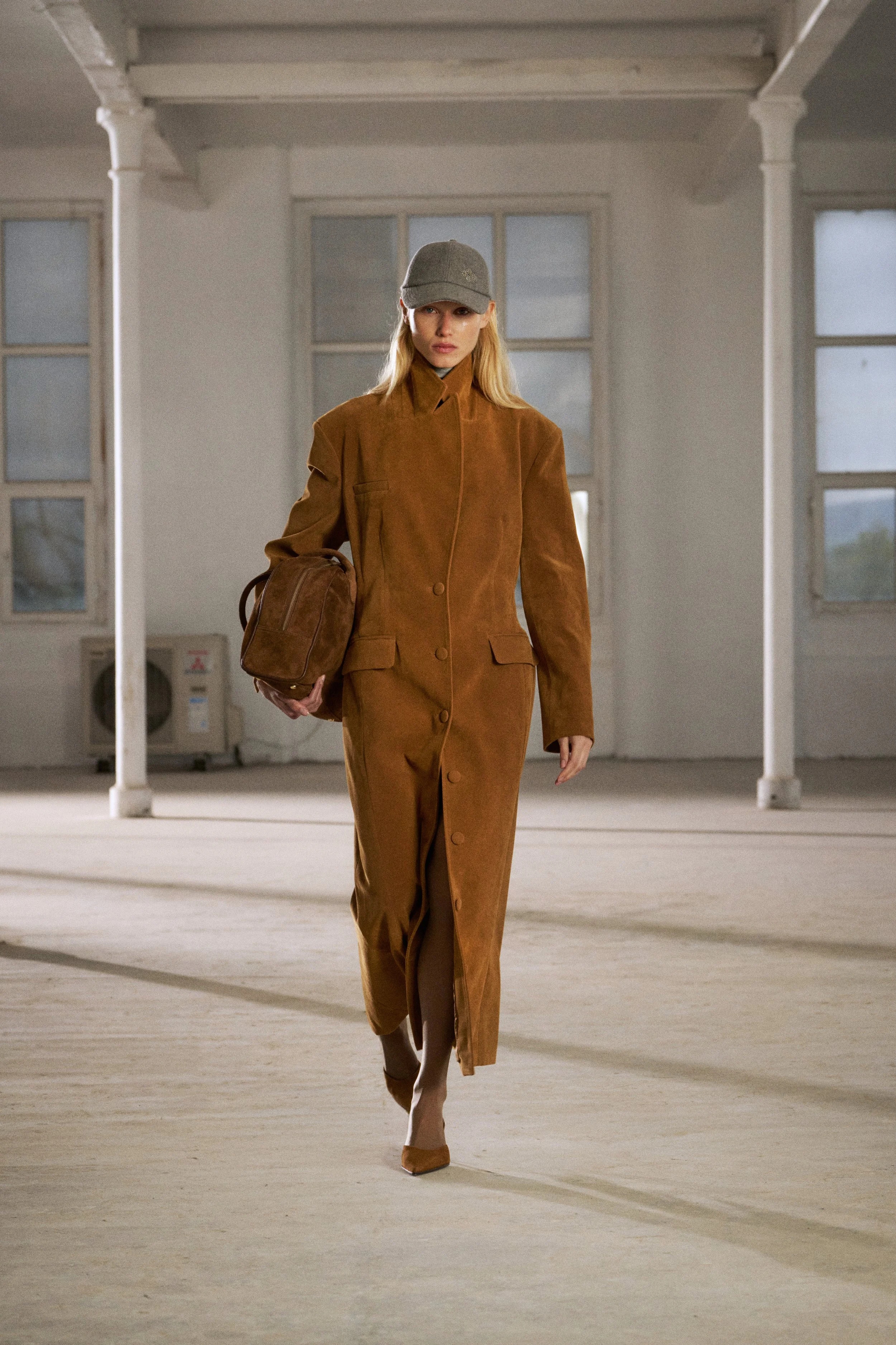 TCC AW251550 copy.jpg