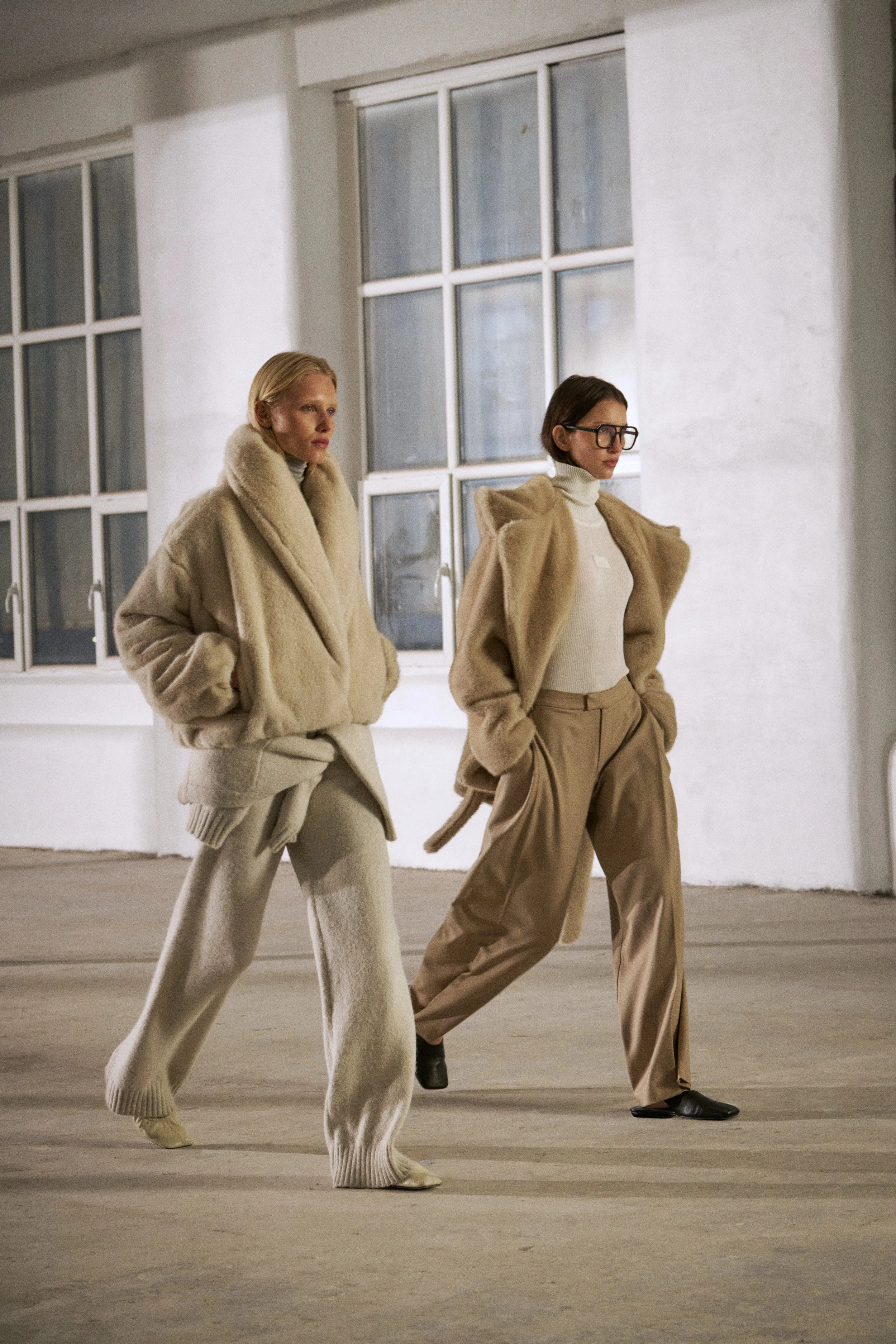 TCC AW251984 copy.jpg