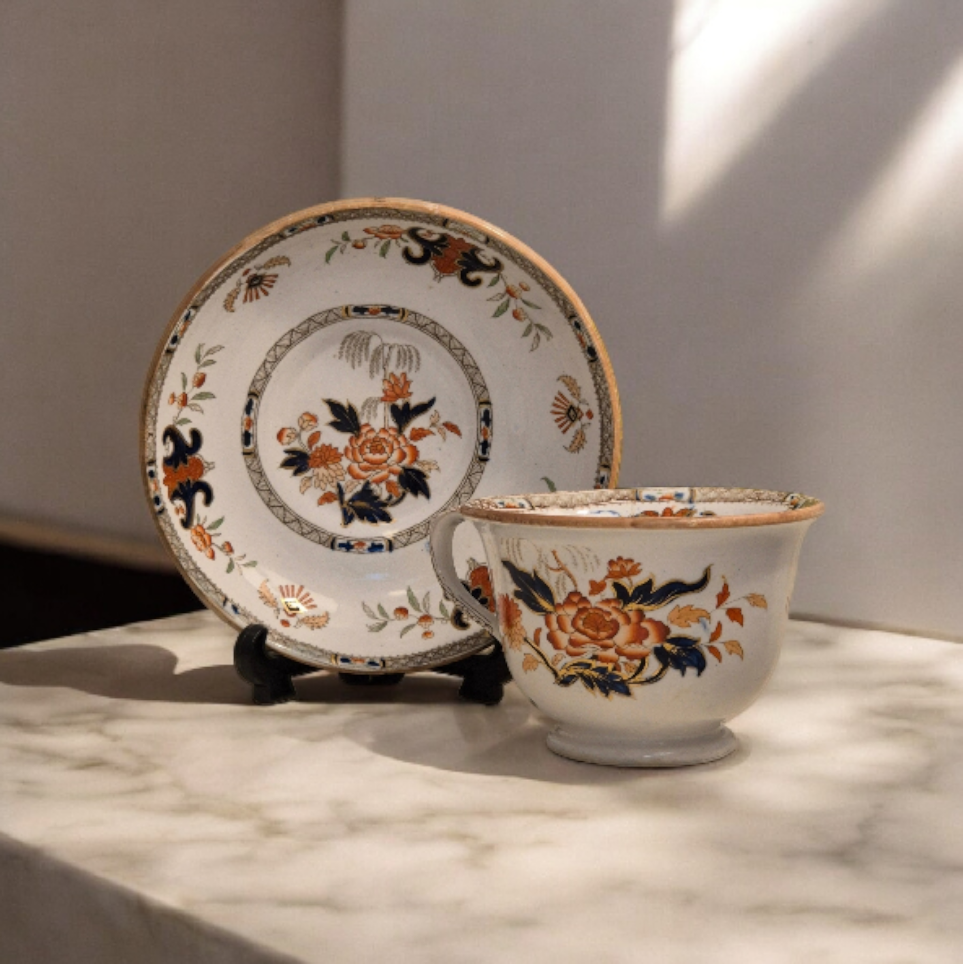 c.1826–1846 - Elkin and Knight - Imari Teacup & Saucer