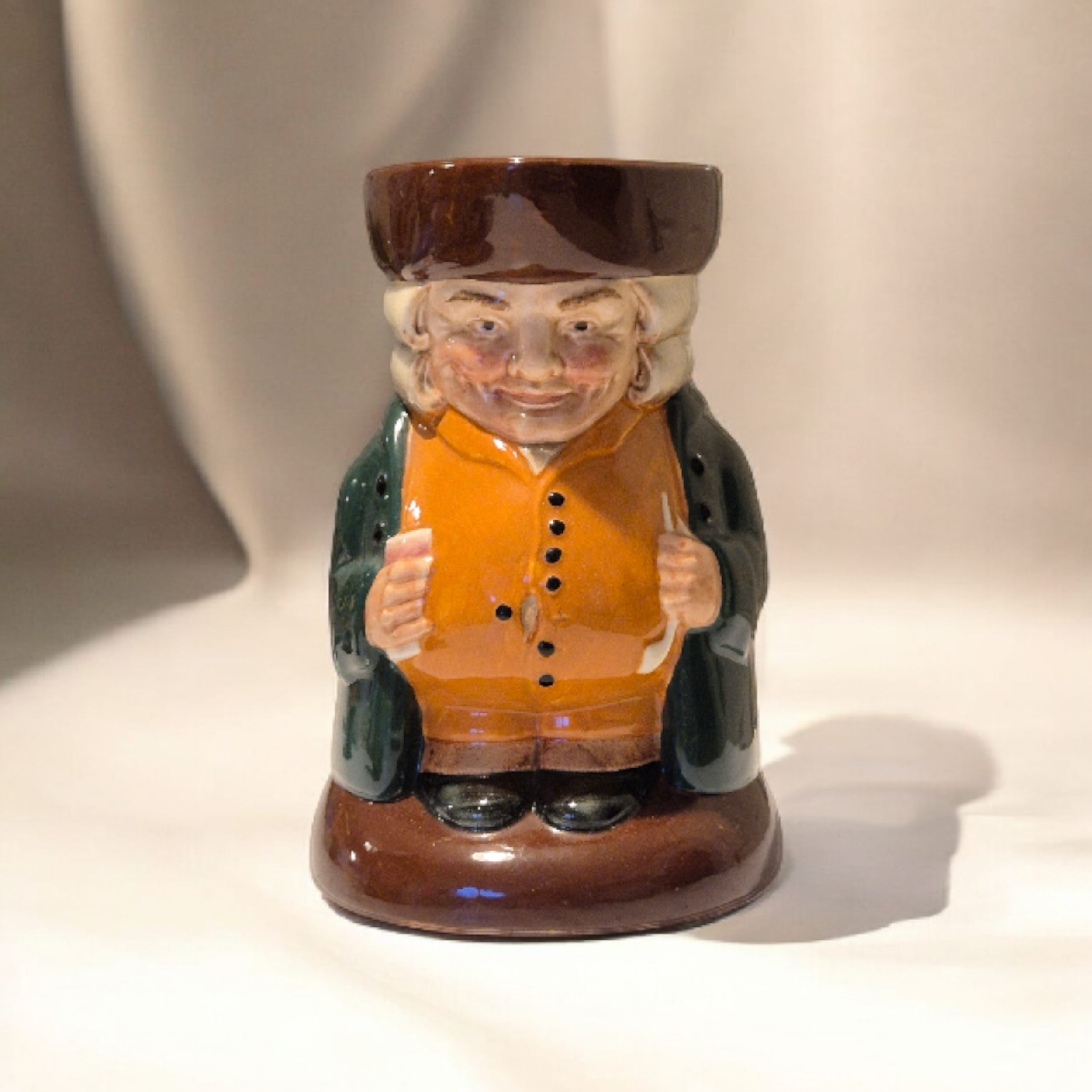 Royal Doulton - Large - The Squire - Toby Jug D6319 -