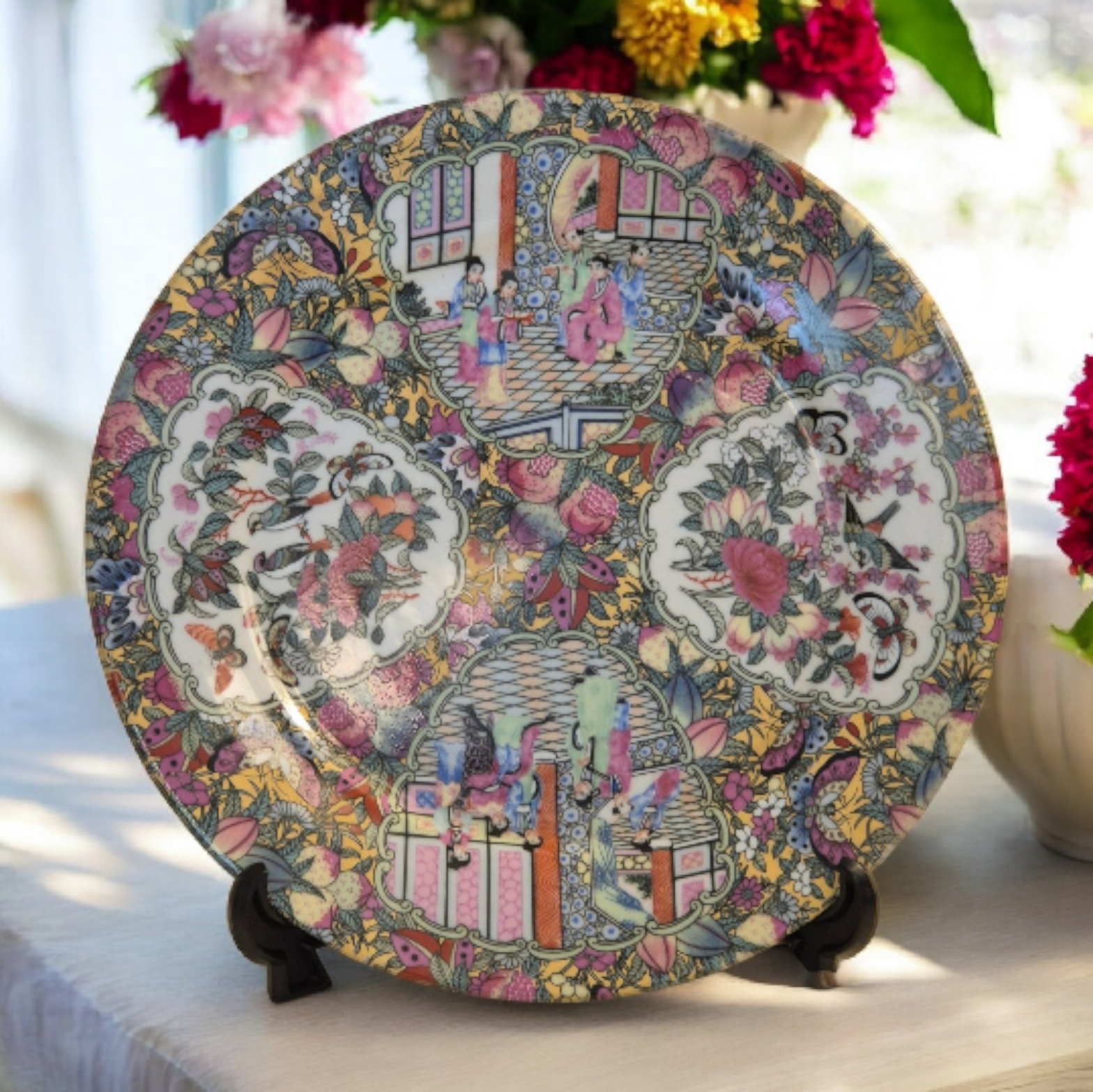 Chinese Famille Rose Porcelain Plate – Collectible