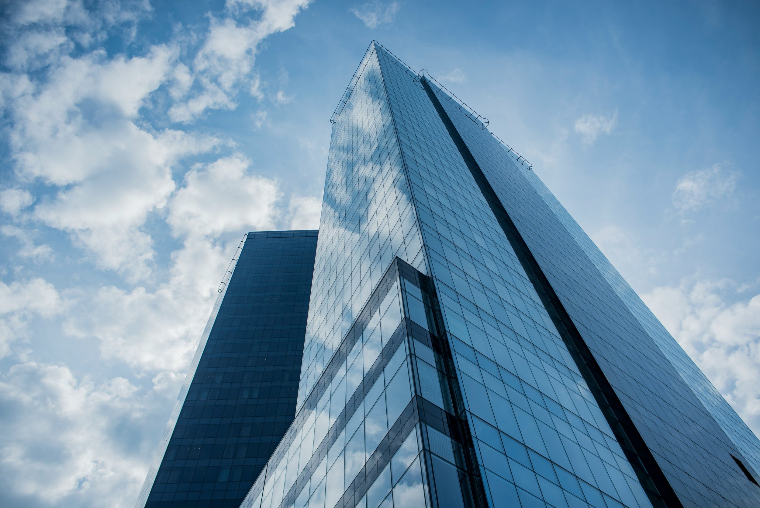 April 2026 Market Insights: Ceasefire Relief, Compressing Risk Premia, and a Recovering Israeli Market