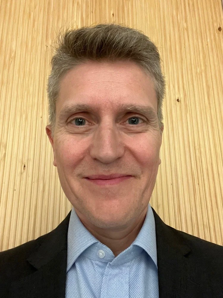 Etsi ideoita toimittajilta jatkuvasti