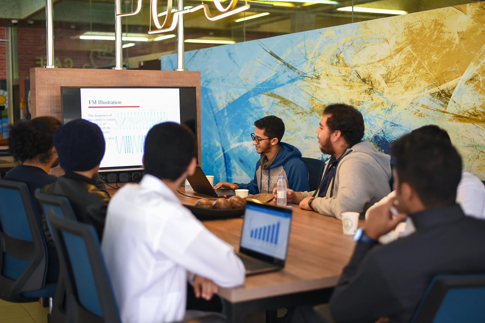 جذب وتسريع الشركات الناشئة