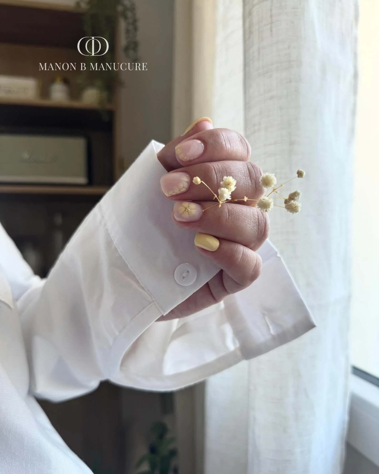 Manucure russe et renfort 🌼

#renfortongles #manucurerusse #nails #chamb&eacute;ry #savoie