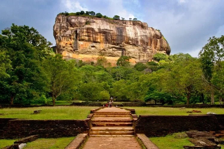 sigiriya+sri+lanka+.webp