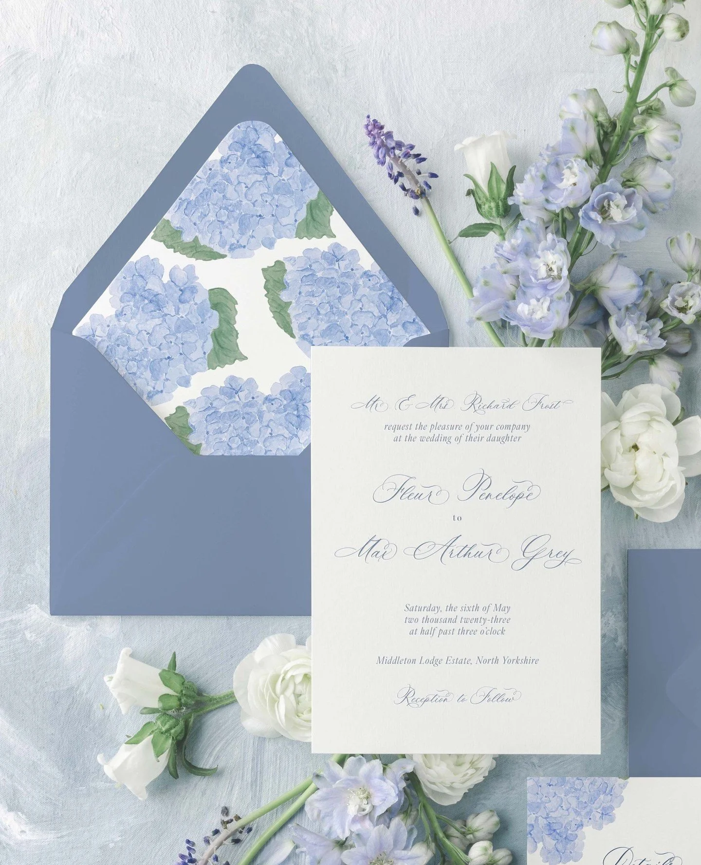 A soft moment from the Fleur Collection: pale blue hydrangeas, delicate watercolor washes, and a quiet nod to English garden romance.⁠
⁠
Designed to feel fresh yet timeless, Fleur is one of those suites that looks just as lovely on a wedding invitati