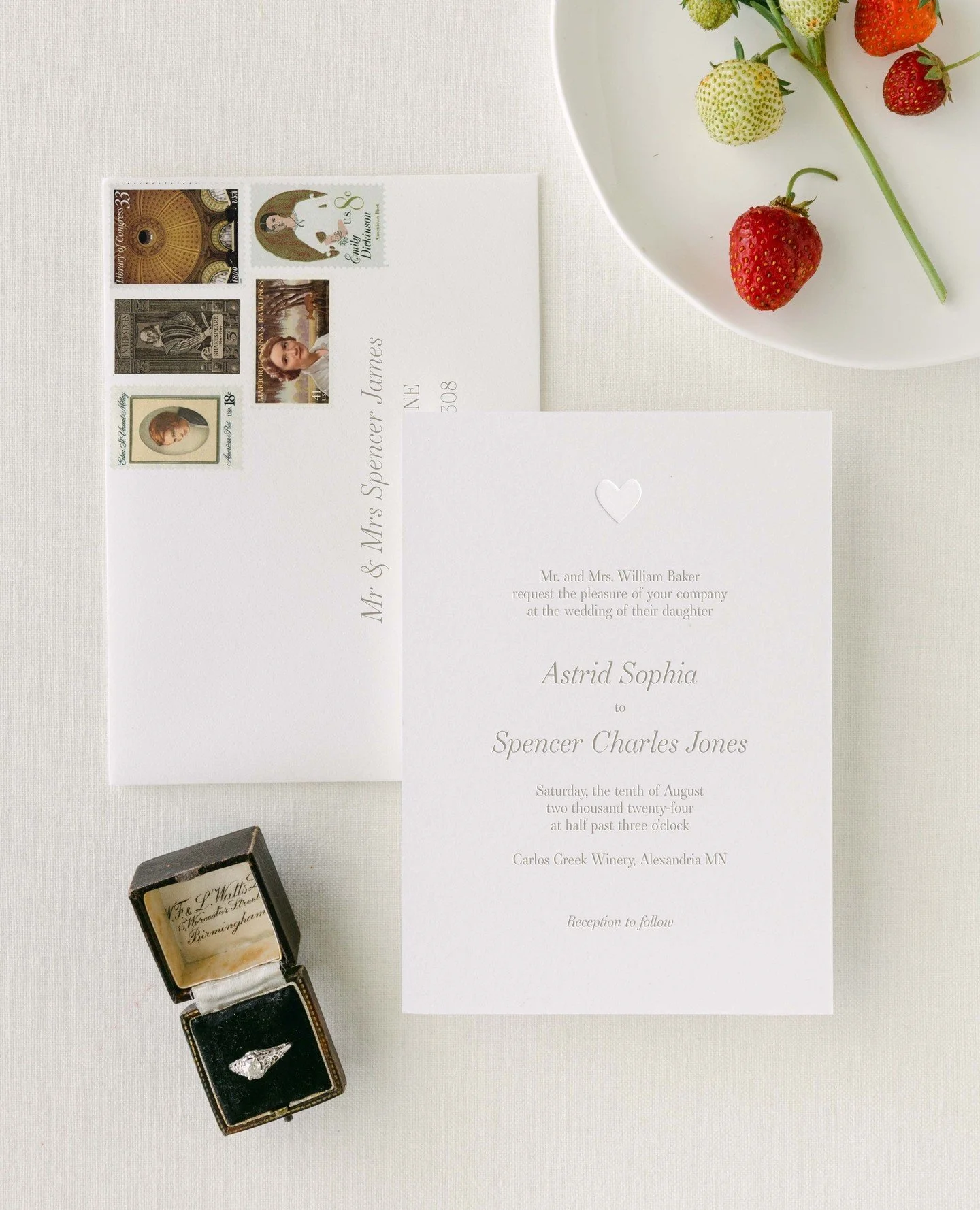 Vintage stamps are more than postage, they&rsquo;re an opportunity to extend your wedding story before a guest even opens the envelope.⁠
⁠
Choosing curated stamps with colours, motifs, or historic character that complement your suite turns a function