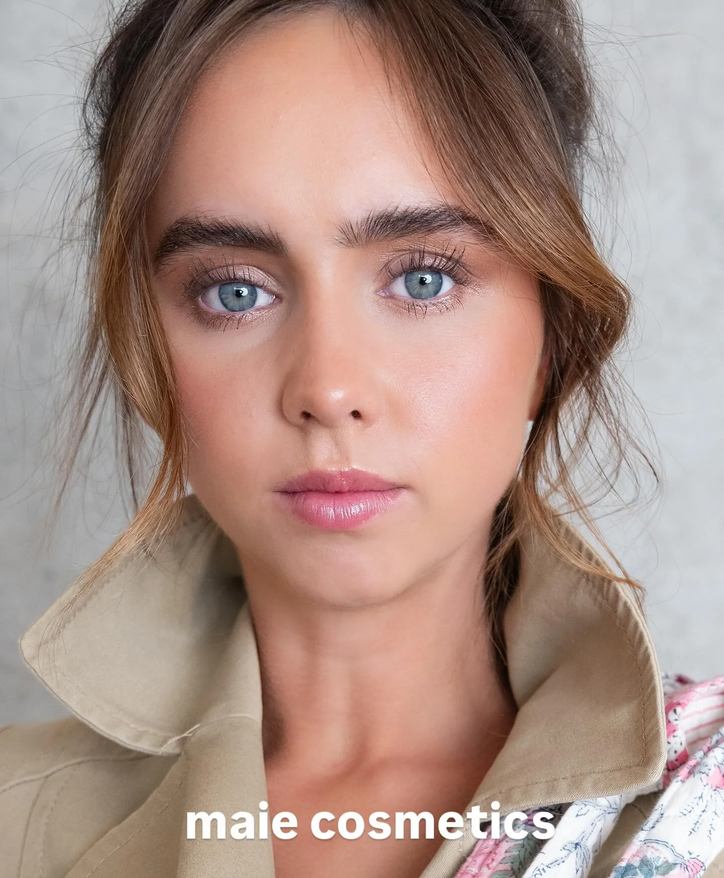 We believe in a great basic arsenal of Cosmetics. Good ingredients ~ made here in California. From our ultra hydrating face mist that works as a perfect prep for your skin, evening out your skins texture and porosity before applying Make Up~  to our 