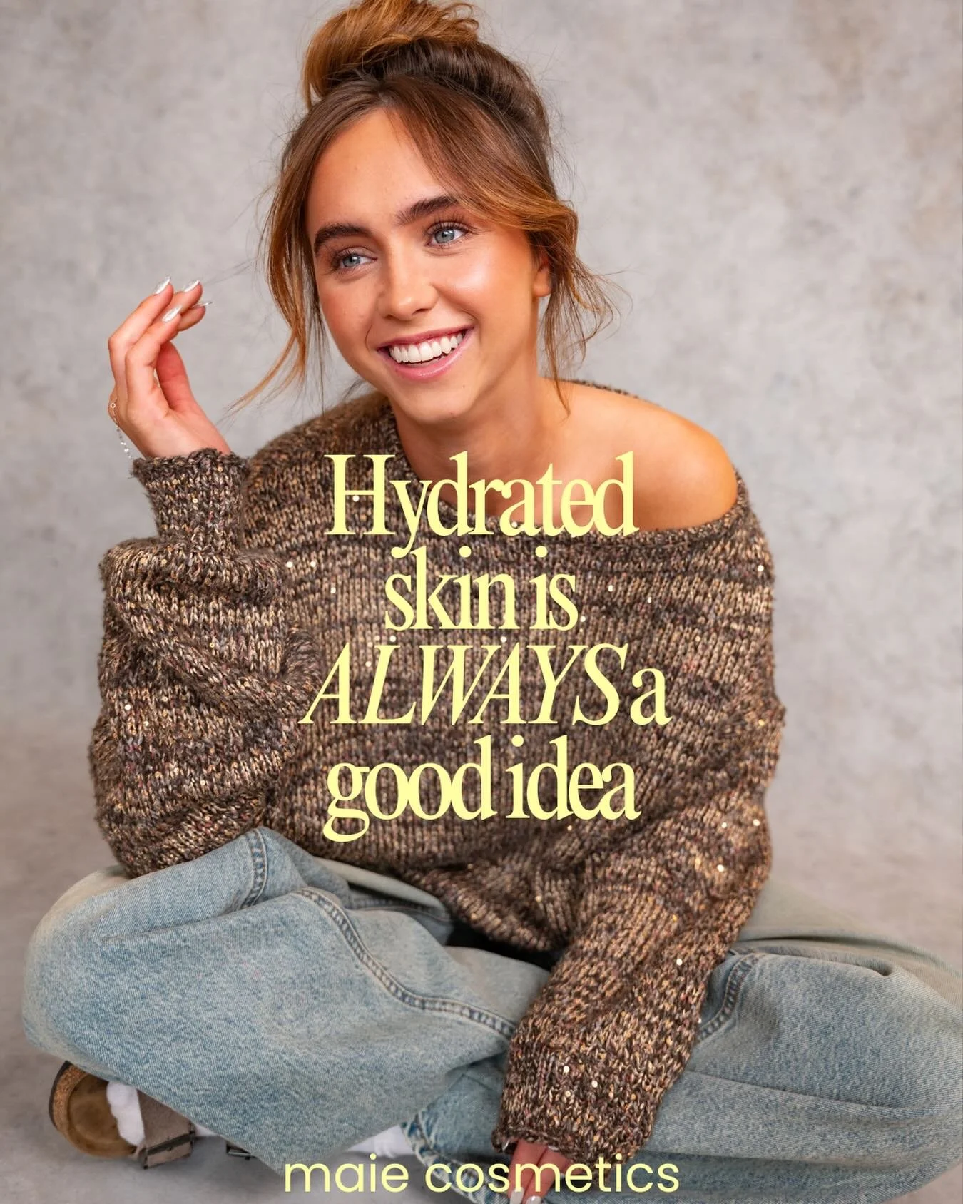 Our Ultra Hydrating Face Mist contains Red and Green algae and Kelp, Wakame and Bladderwrack. Keeps your skin subtle and soft and works as a perfect setting spray for your Dailey make up routine.