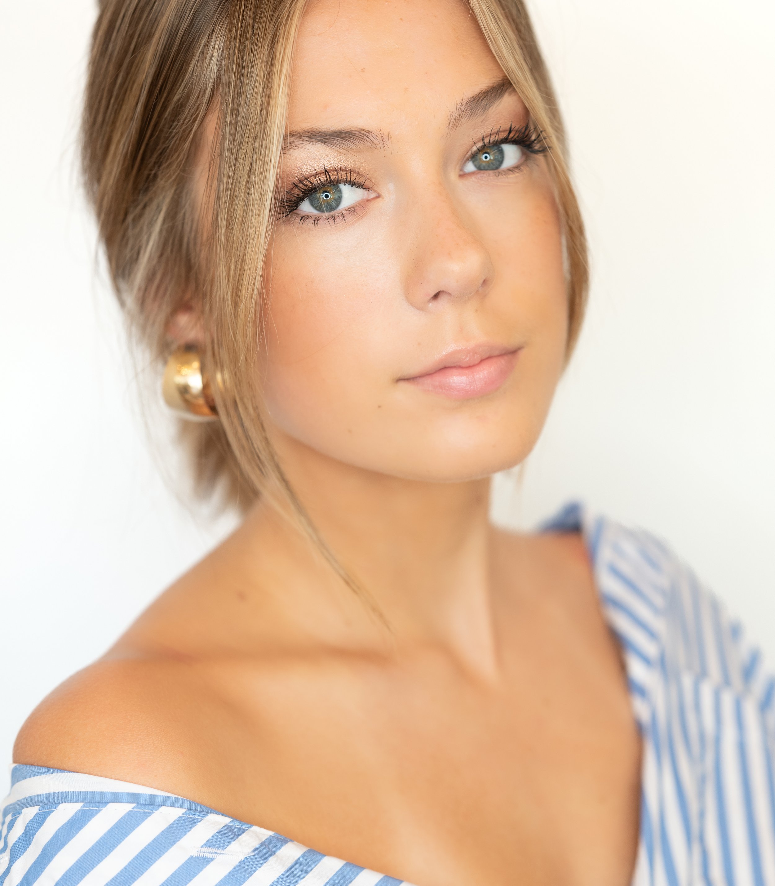 Shane edited model maie pics-1010129.jpg