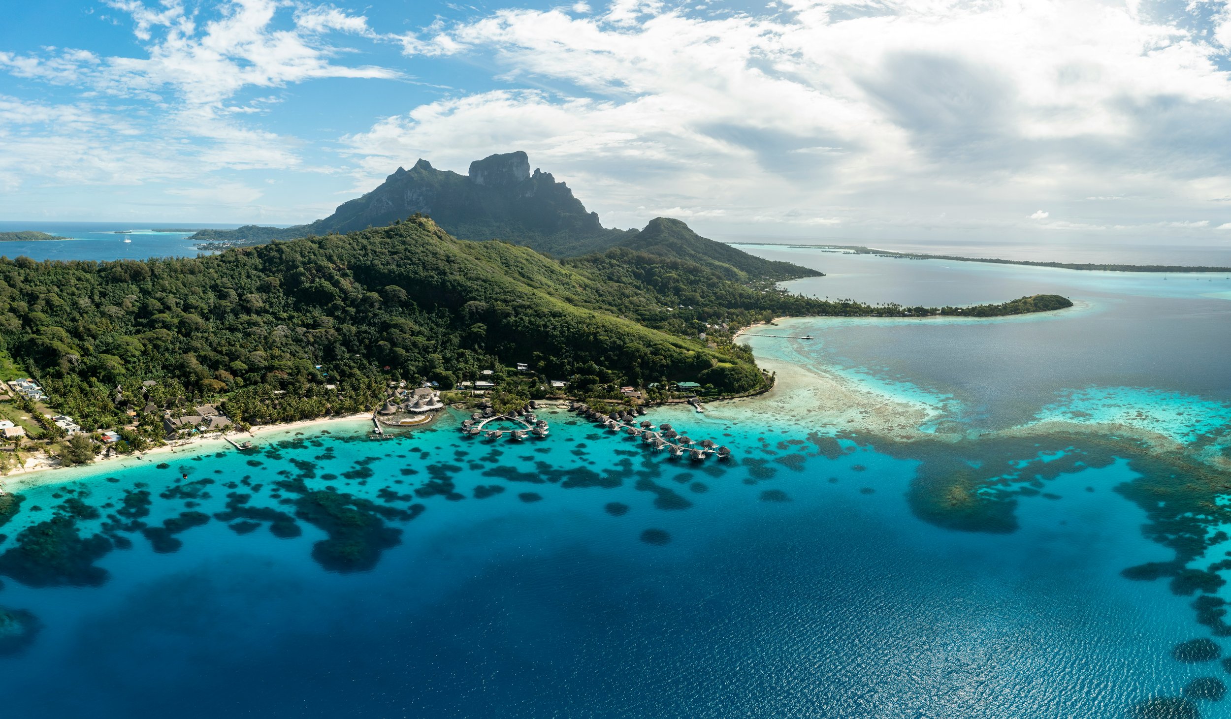 Best Time to Visit Tahiti and Bora Bora for a Honeymoon