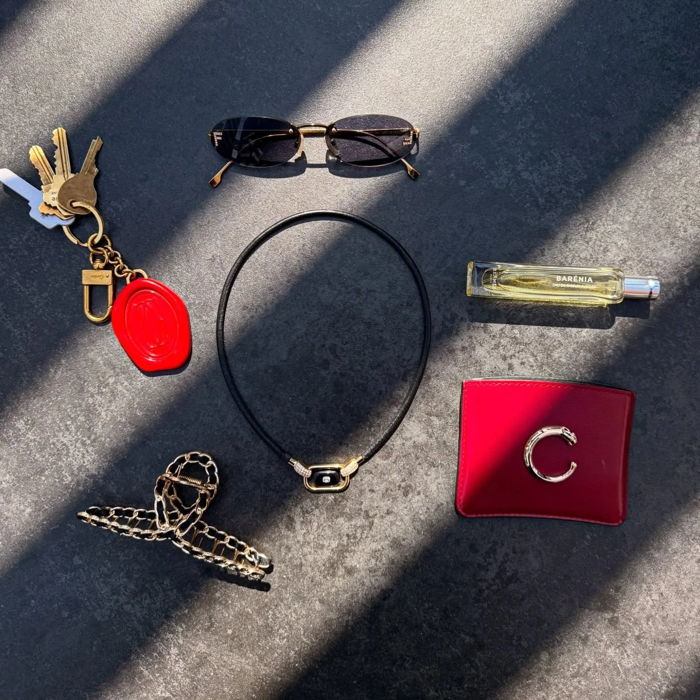 The things she carries. 

#ThePendant #byshima
