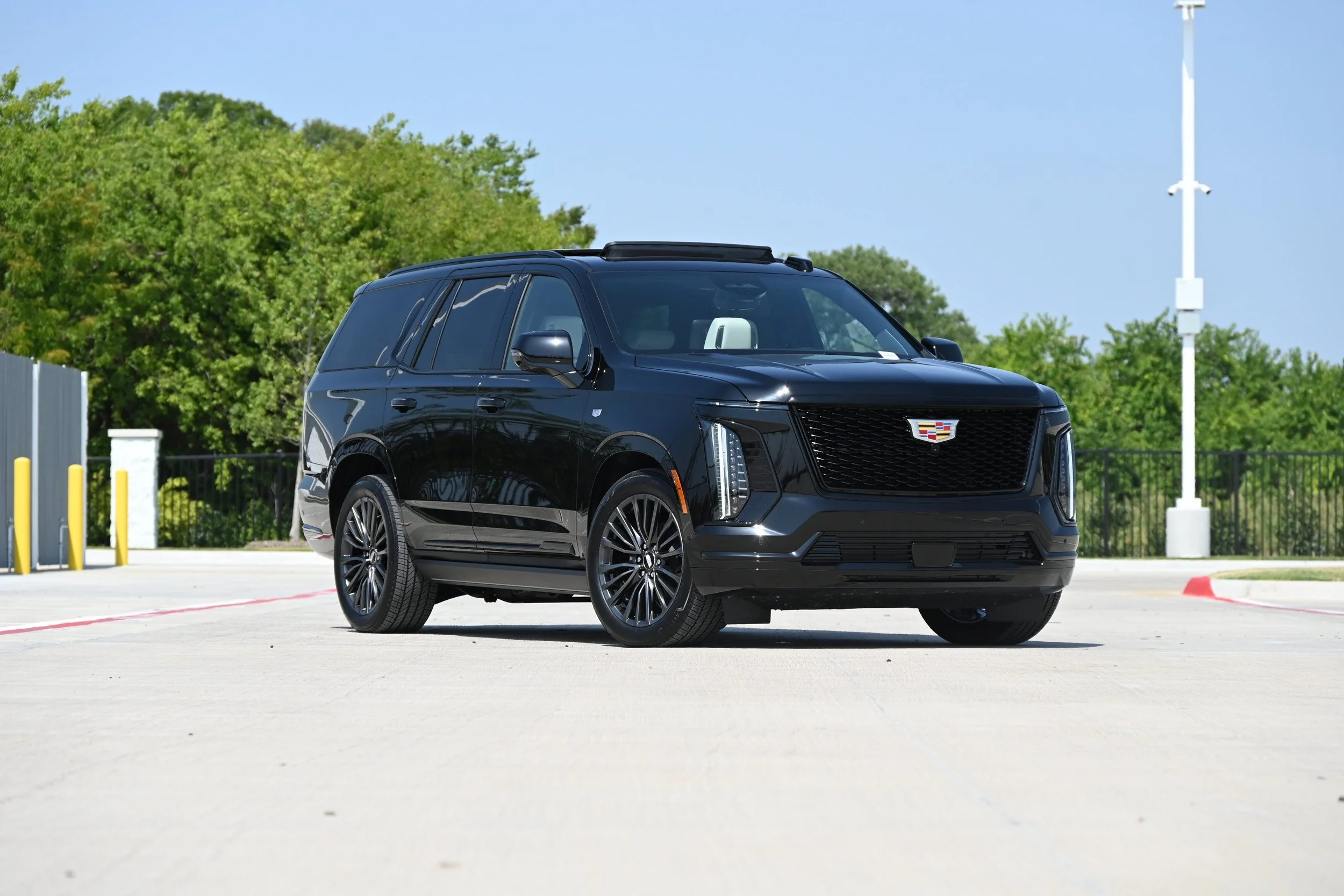 When Does Hourly Chauffeur Service Make More Sense Than a One-Way Car Service in Dallas?
