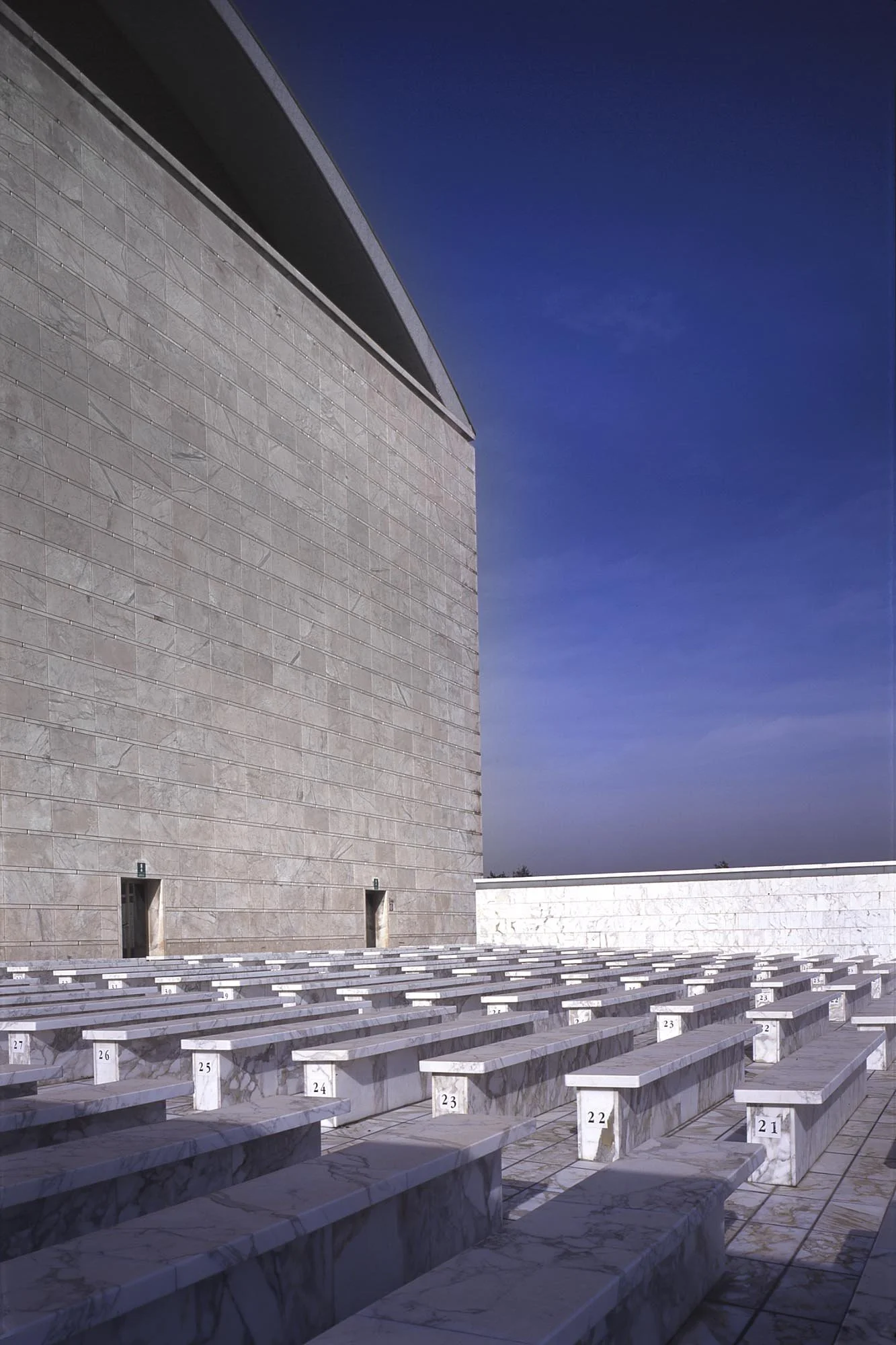 m0030.jpg