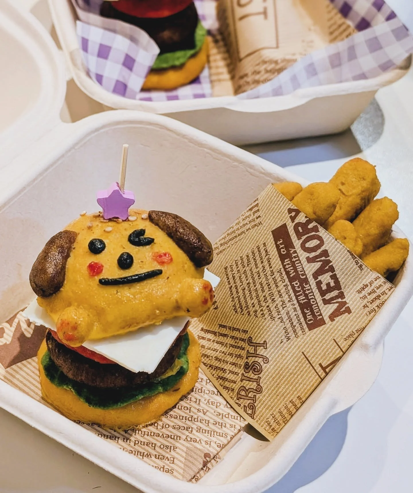 Drive-Thru Party packs - coming soooooon to Maison Hunny? 🤭 Treat your pups and kitties to a scrumptious 'fast food' feast on special occasions! These are likely going to be sold in sets, for custom orders and pick up only as made super fresh 💅🏻

